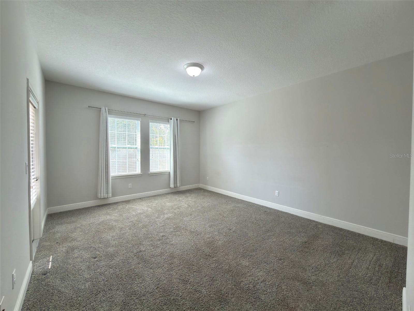 HAMLIN RESERVE - Residential Lease