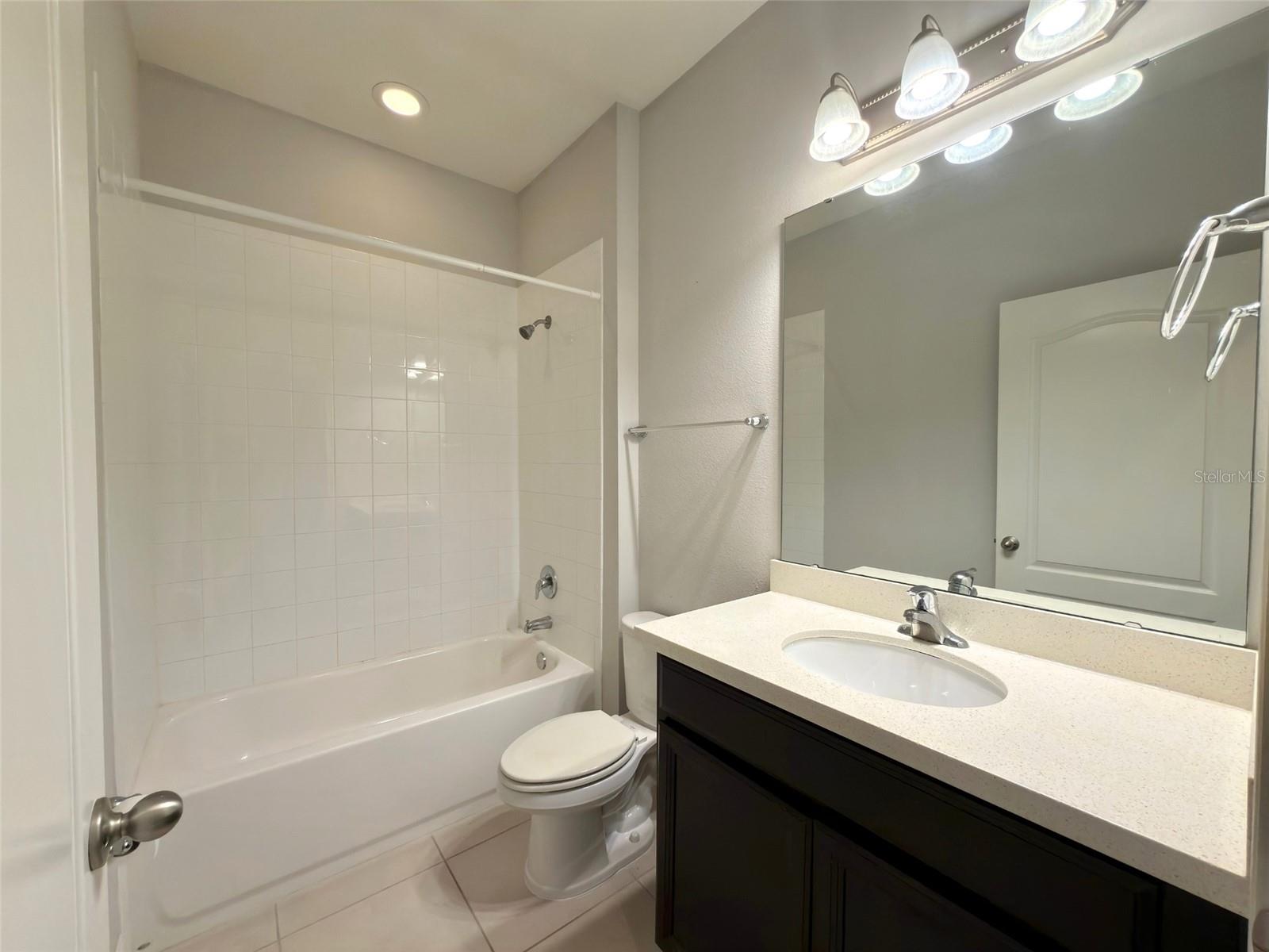 HAMLIN RESERVE - Residential Lease