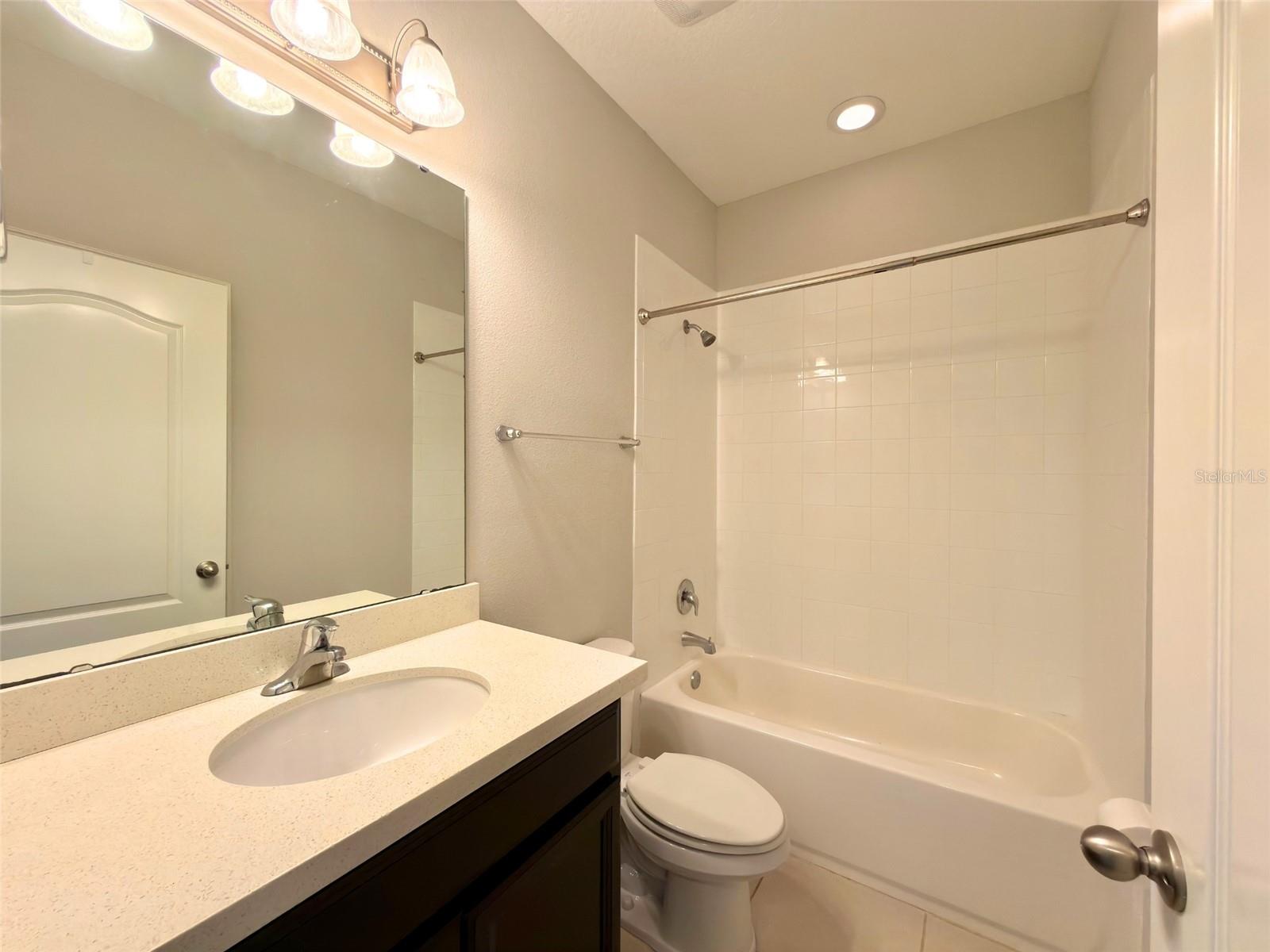 HAMLIN RESERVE - Residential Lease