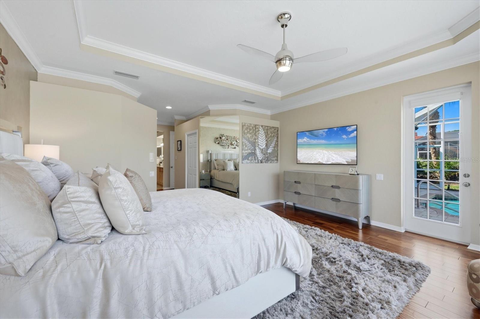 UNIVERSITY PARK COUNTRY CLUB - Residential