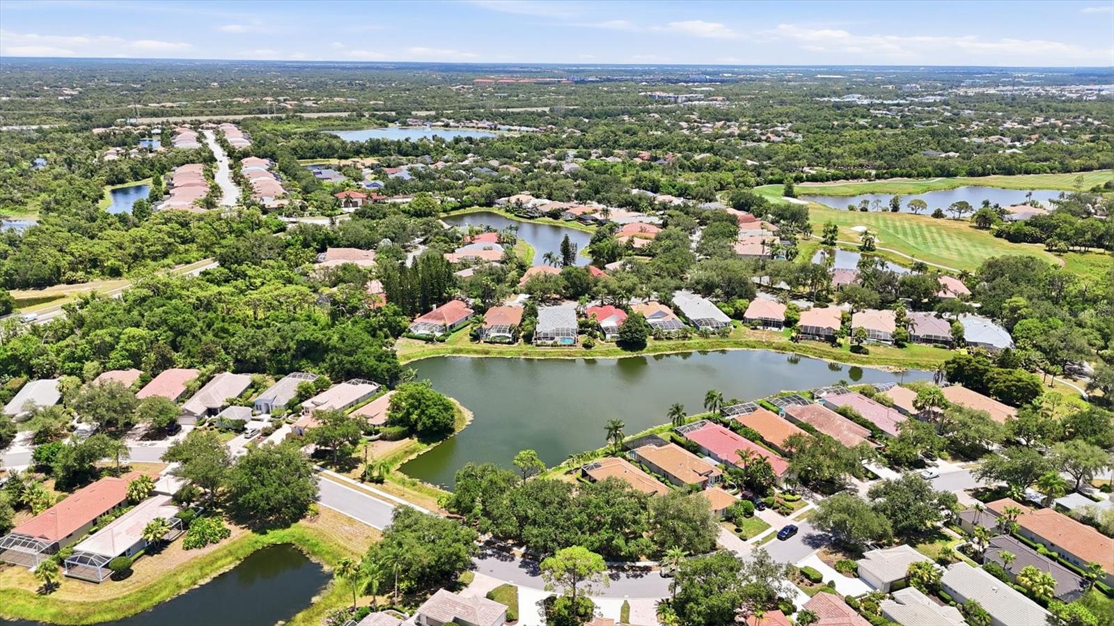 UNIVERSITY PARK COUNTRY CLUB - Residential