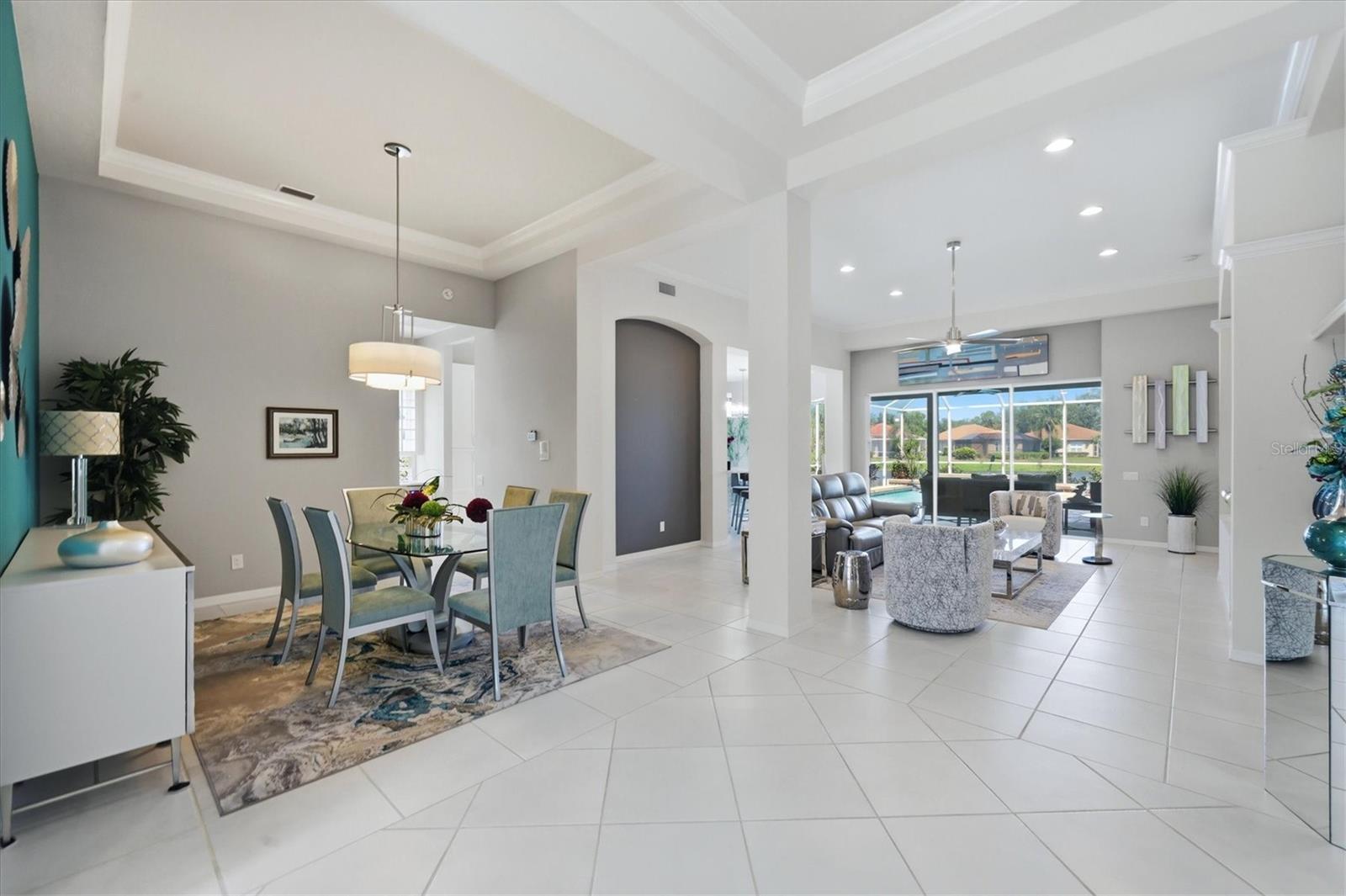 UNIVERSITY PARK COUNTRY CLUB - Residential