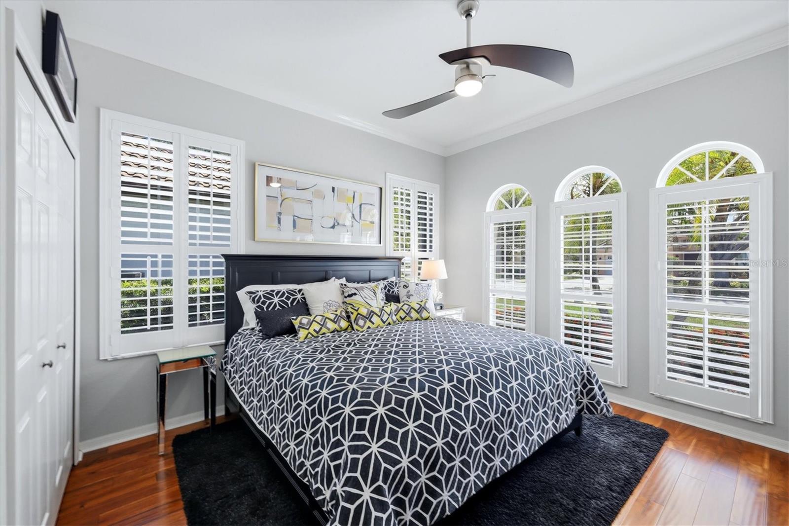 UNIVERSITY PARK COUNTRY CLUB - Residential