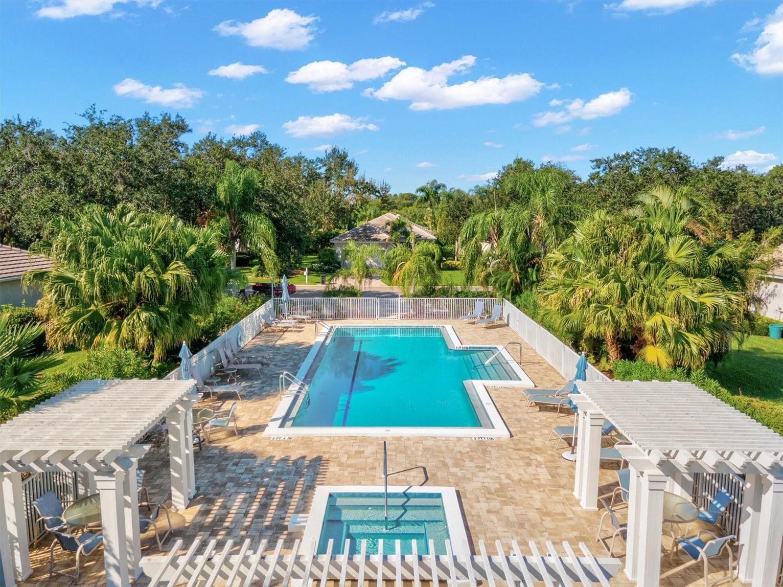 UNIVERSITY PARK COUNTRY CLUB - Residential