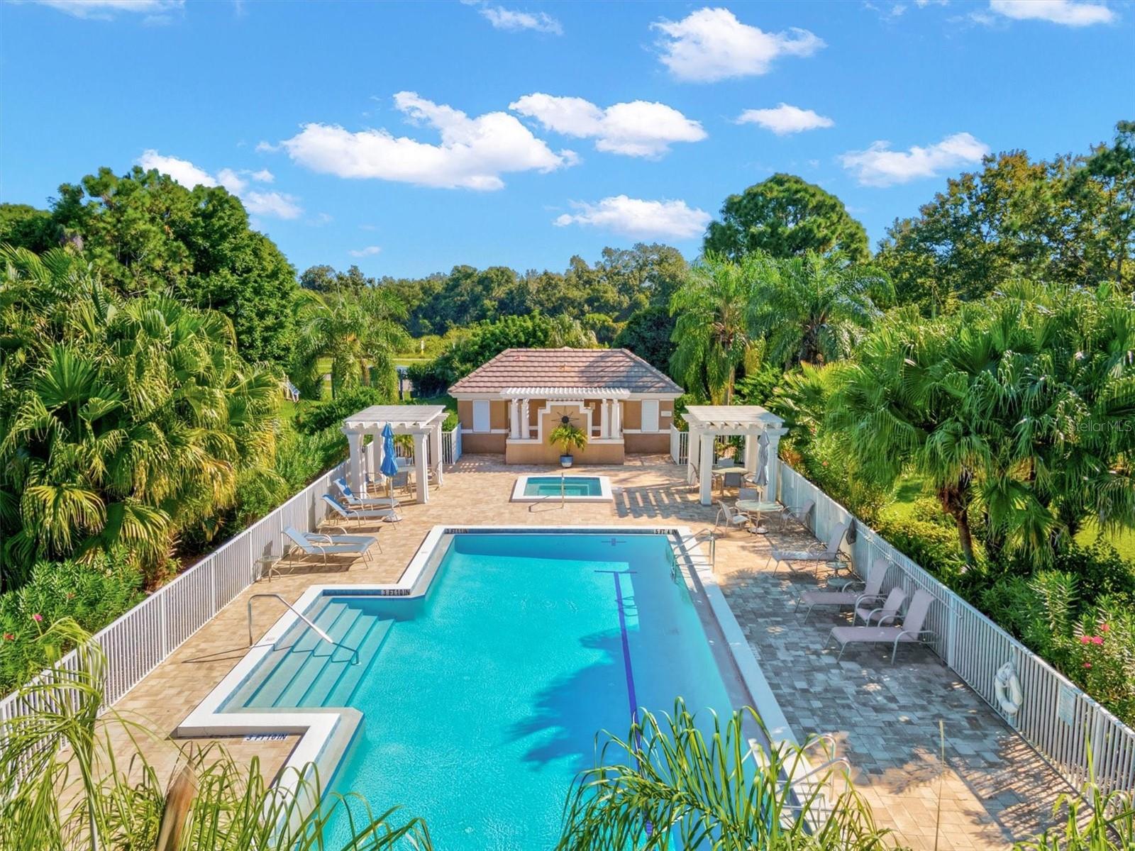 UNIVERSITY PARK COUNTRY CLUB - Residential