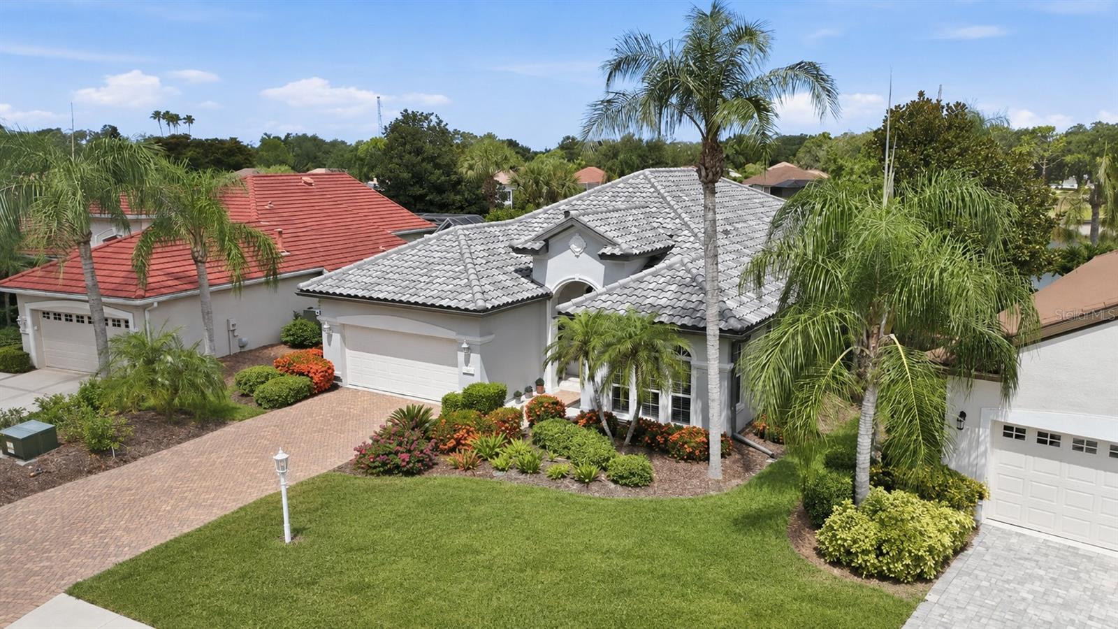 UNIVERSITY PARK COUNTRY CLUB - Residential
