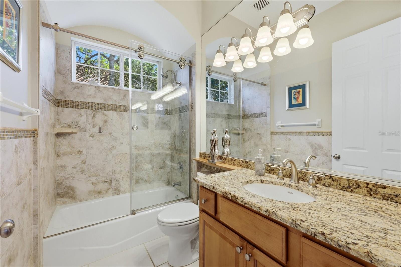 UNIVERSITY PARK COUNTRY CLUB - Residential