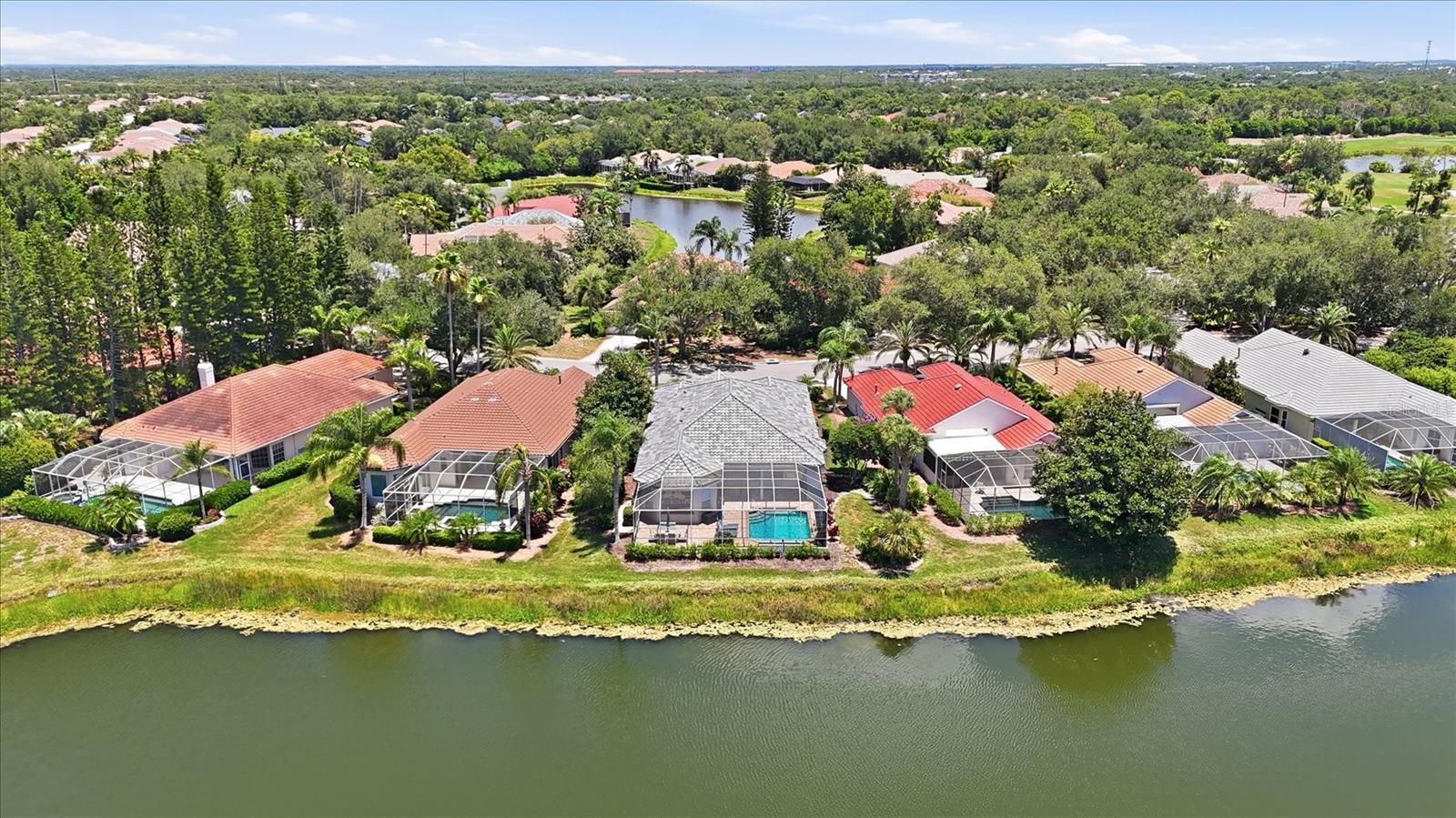 UNIVERSITY PARK COUNTRY CLUB - Residential