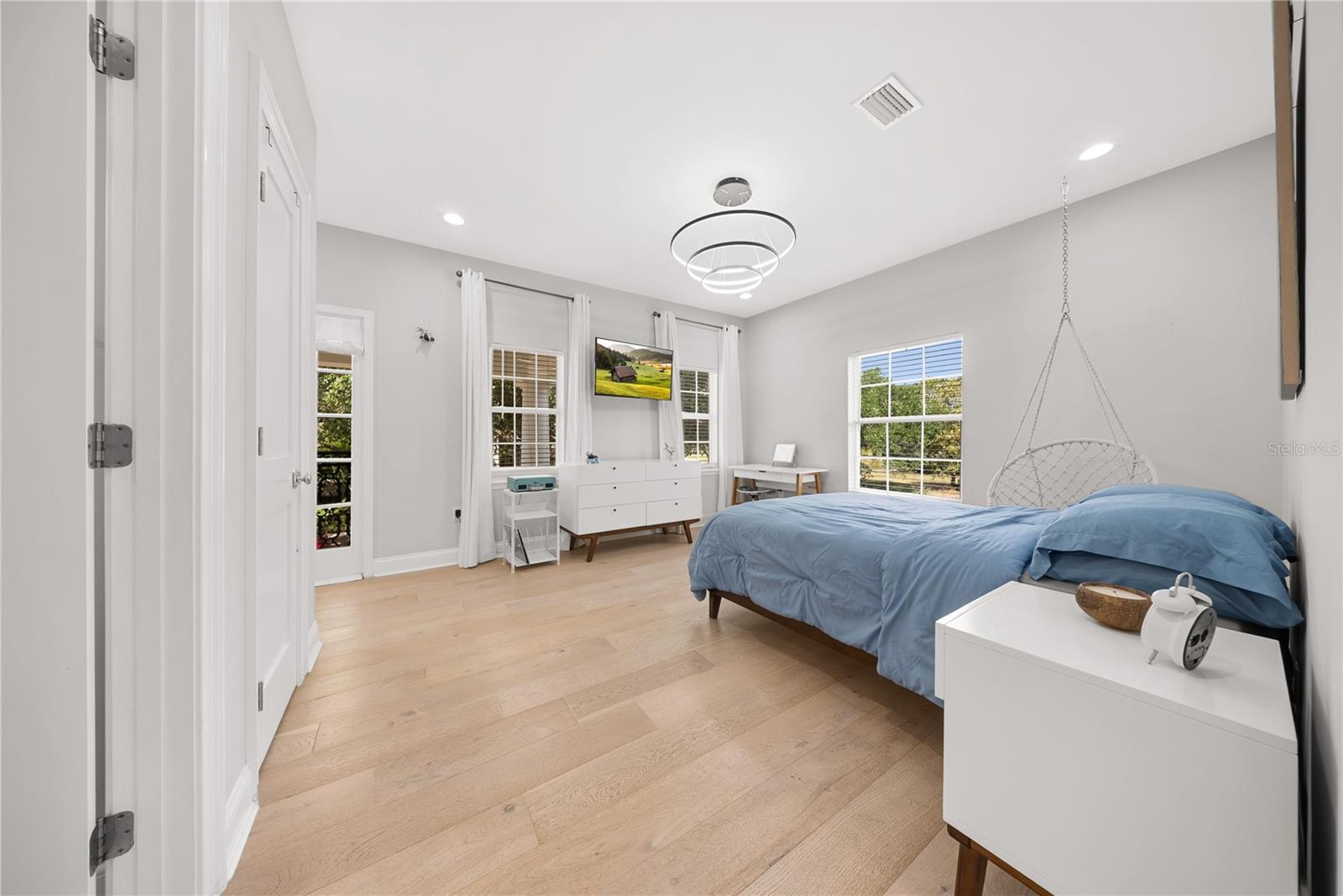 CELEBRATION WEST VILLAGE - Residential