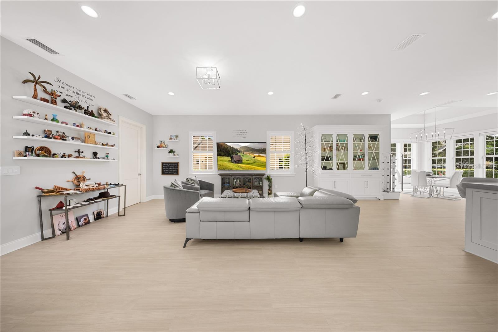 CELEBRATION WEST VILLAGE - Residential