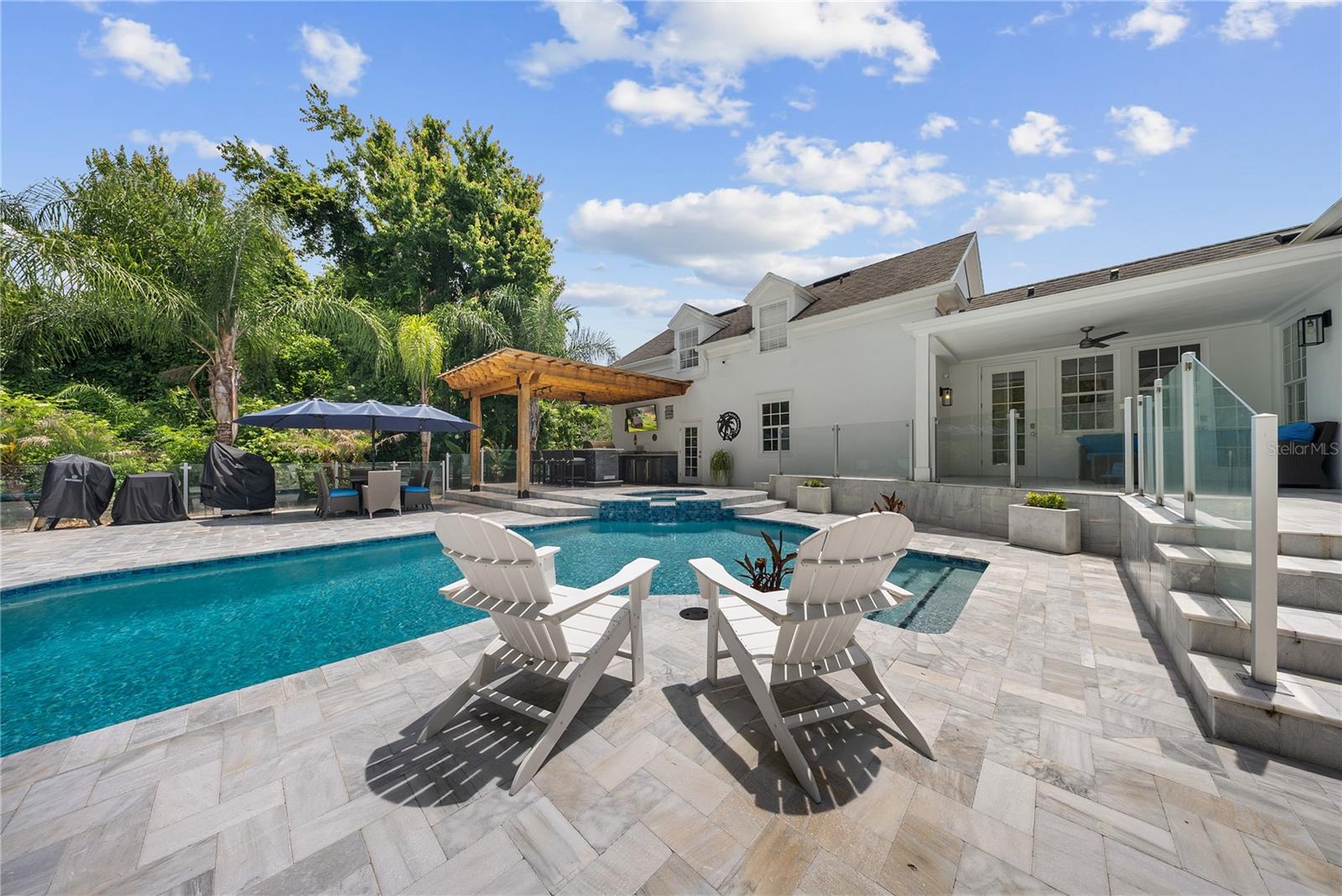 CELEBRATION WEST VILLAGE - Residential