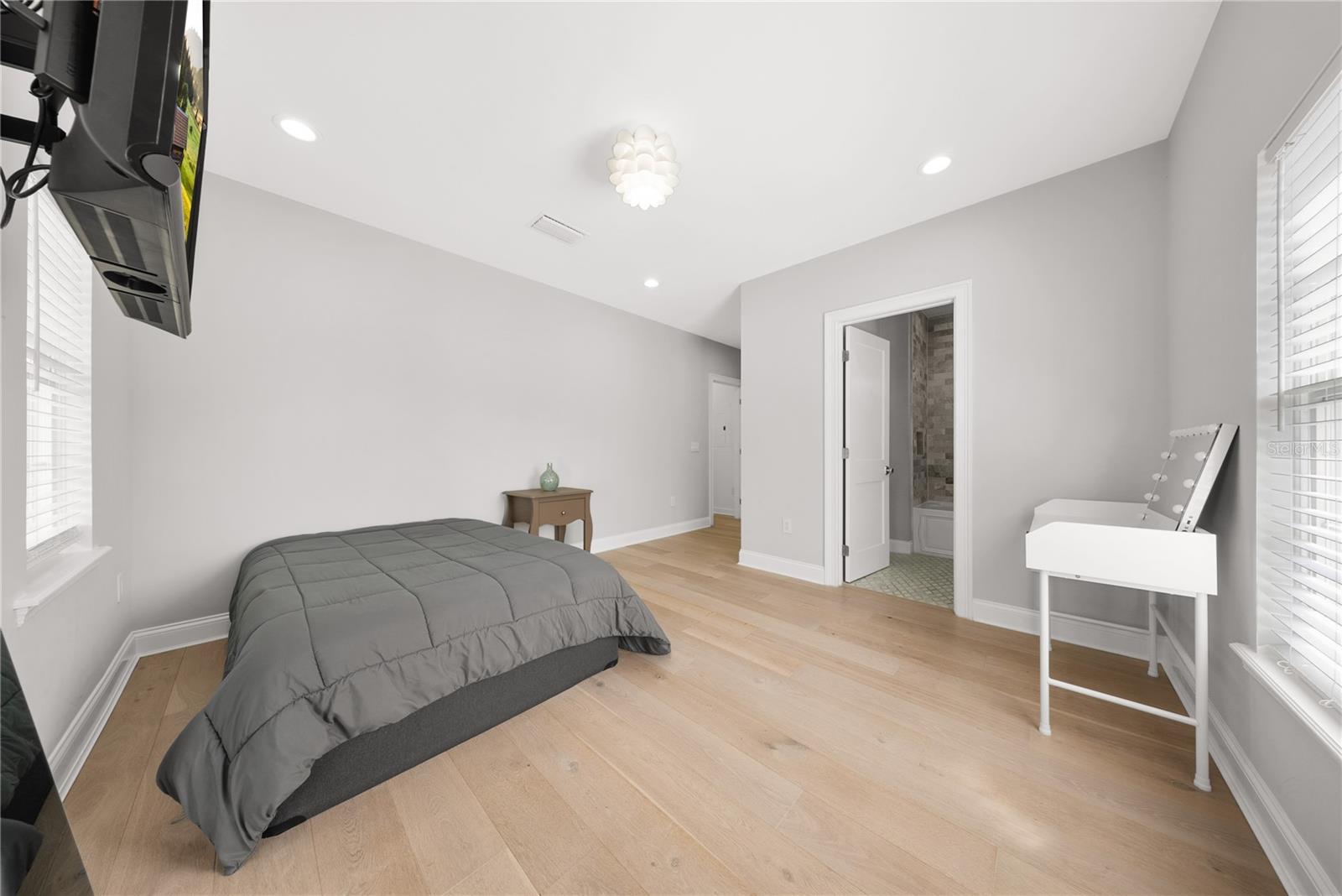 CELEBRATION WEST VILLAGE - Residential