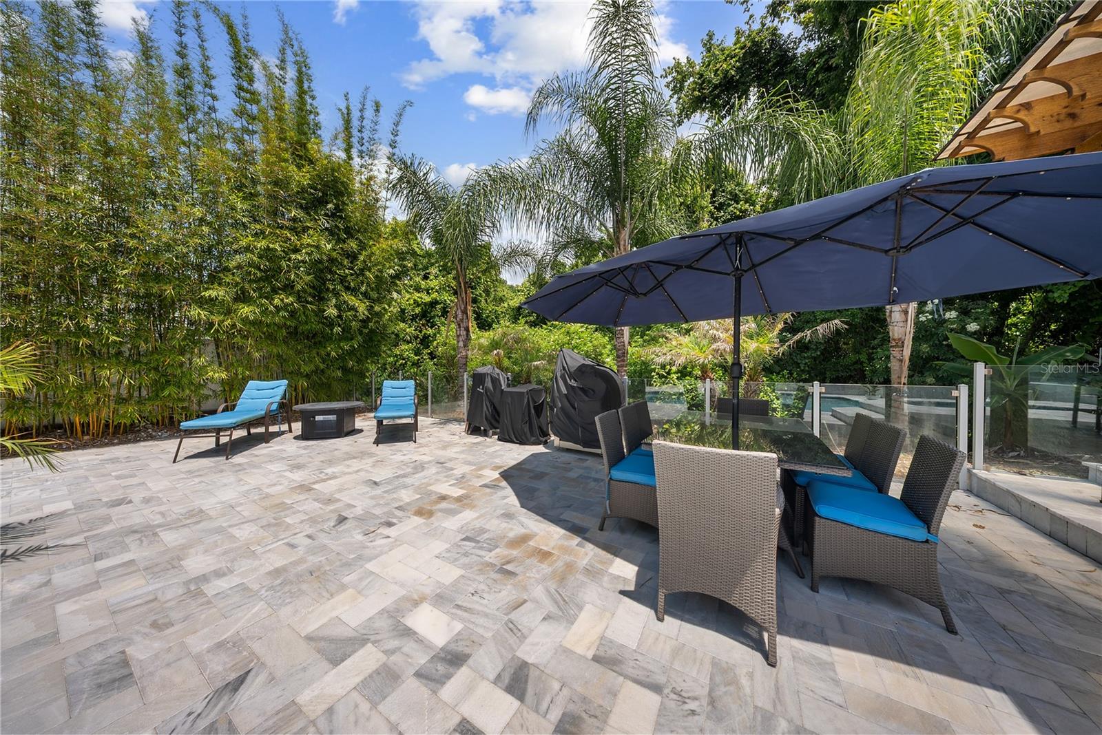 CELEBRATION WEST VILLAGE - Residential