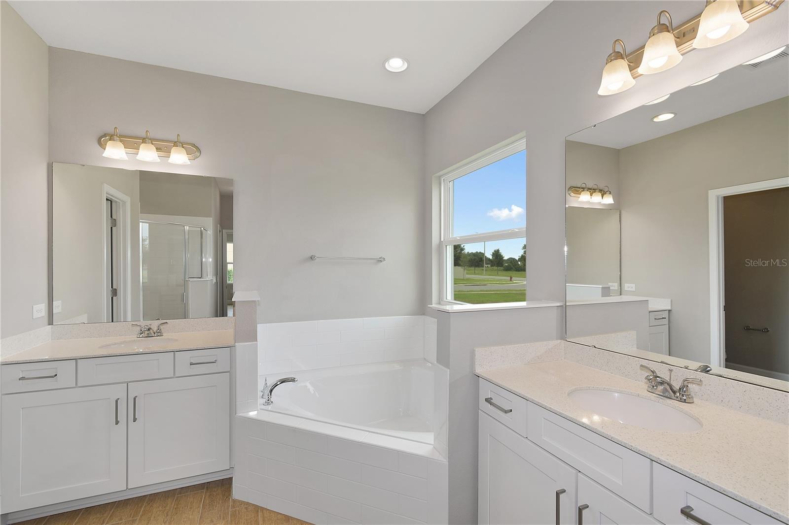 VENEZIA SOUTH - Residential Lease