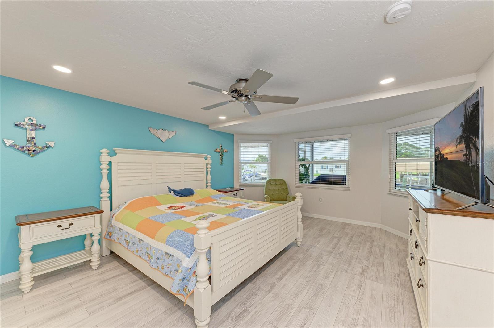 SAN REMO SHORES - Residential