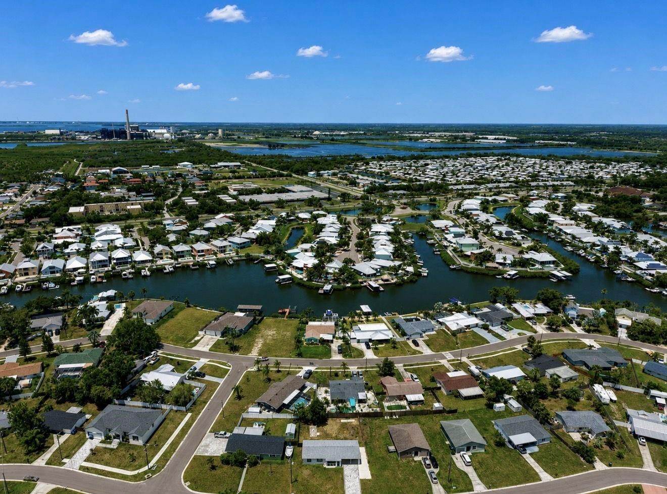 APOLLO BEACH UNIT ONE PT ONE - Residential