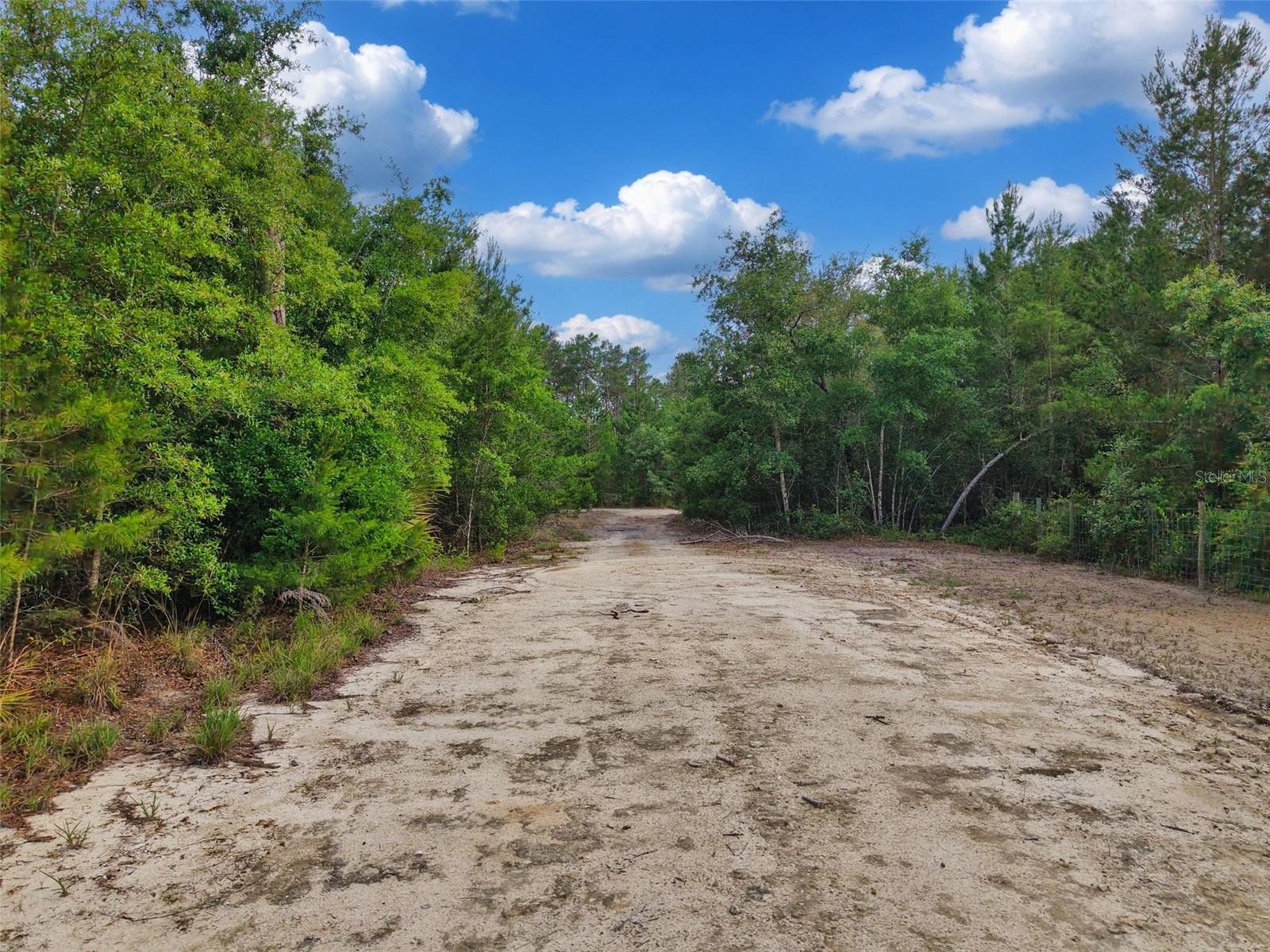 SUGAR HILL ESTATES - Land