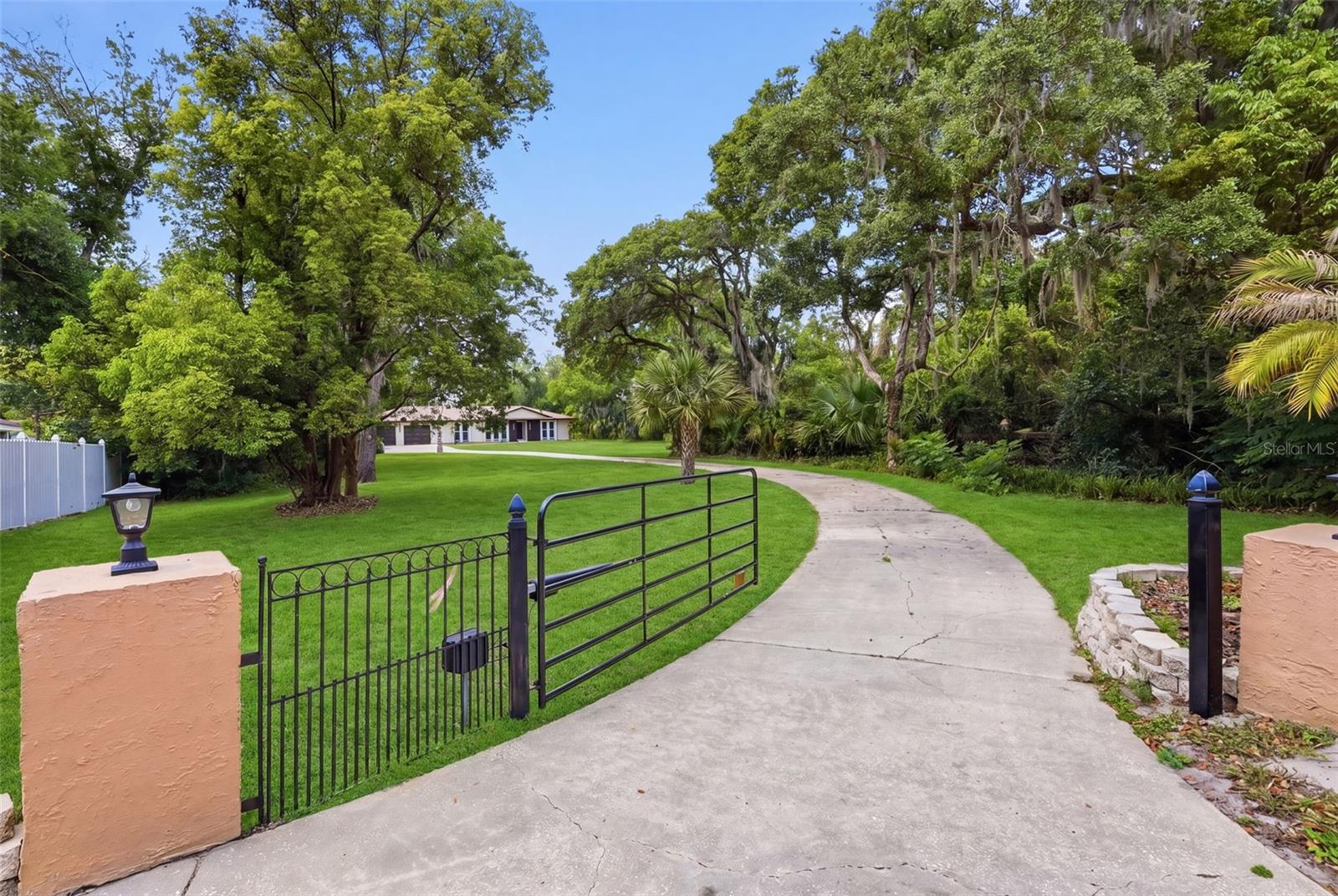 WATTS FARMS - Residential