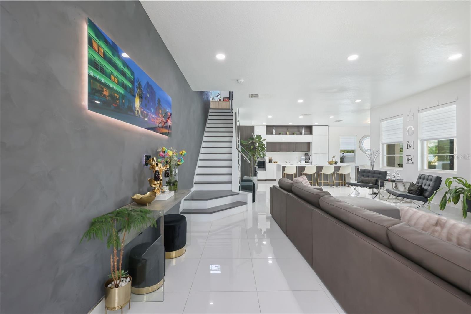 TAPESTRY PH 5 - Residential