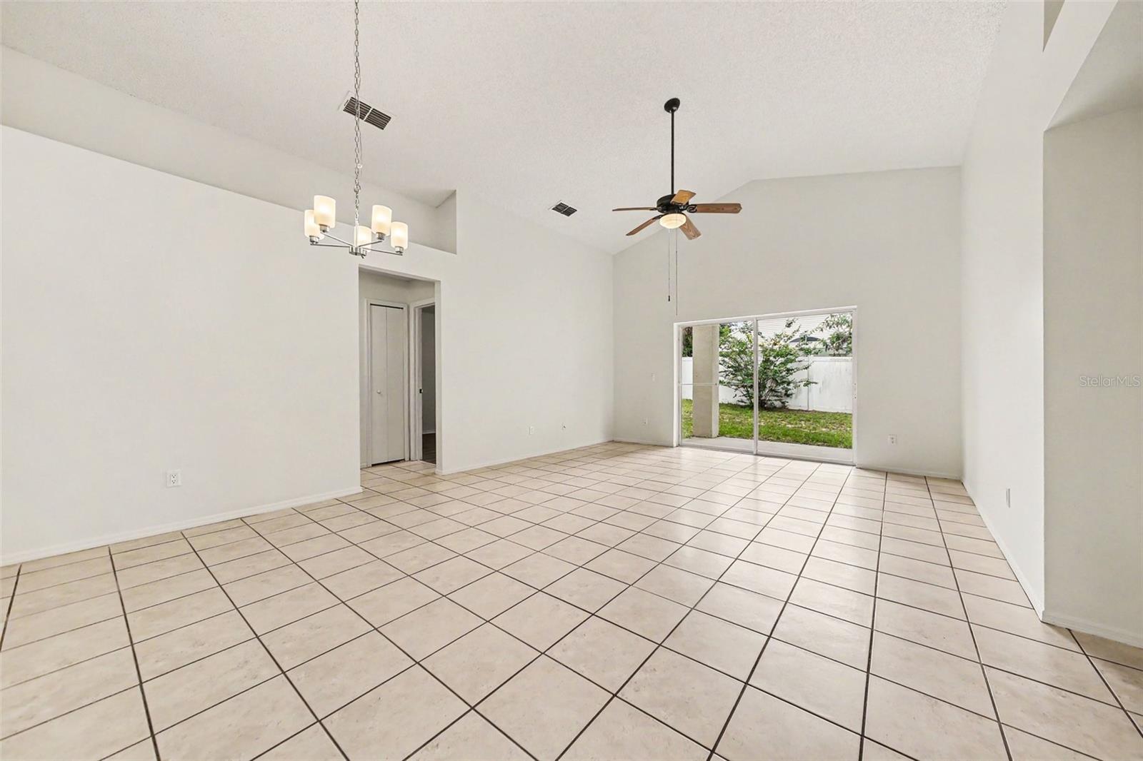SPRING RIDGE PH 02 03 04 - Residential