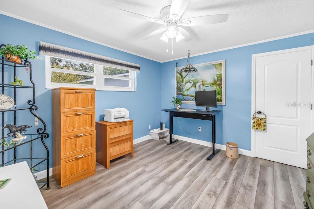 COLLEGE HILL ESTATES - Residential