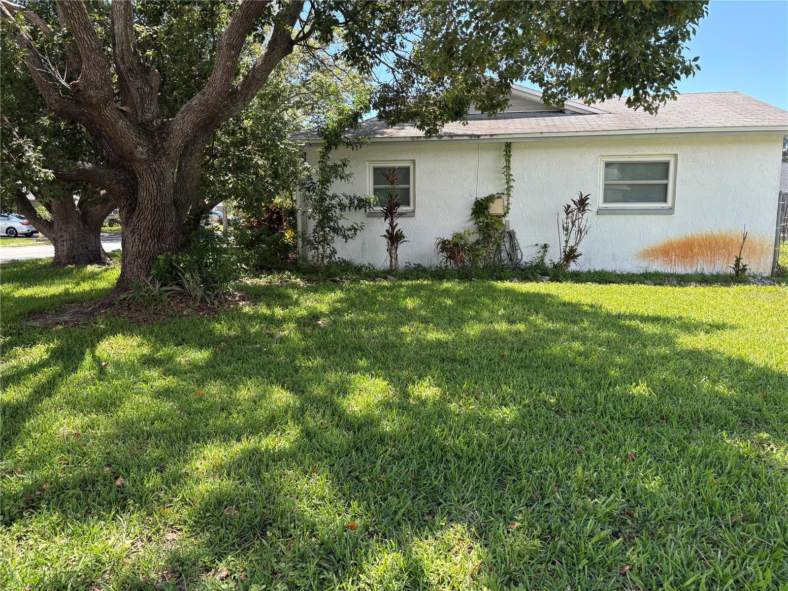 PARK LAKE ESTATES - Residential