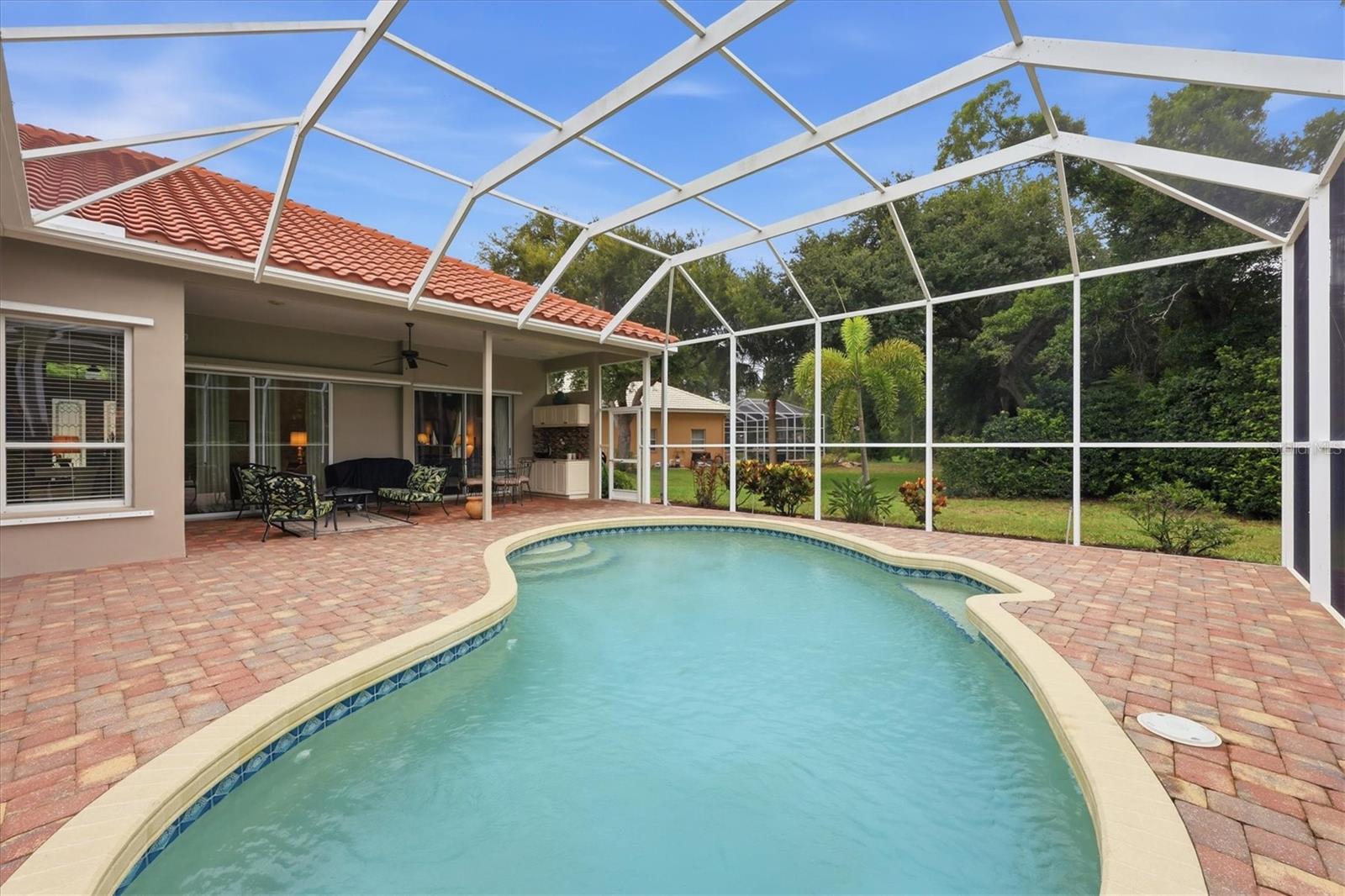 PARK ESTATES - Residential