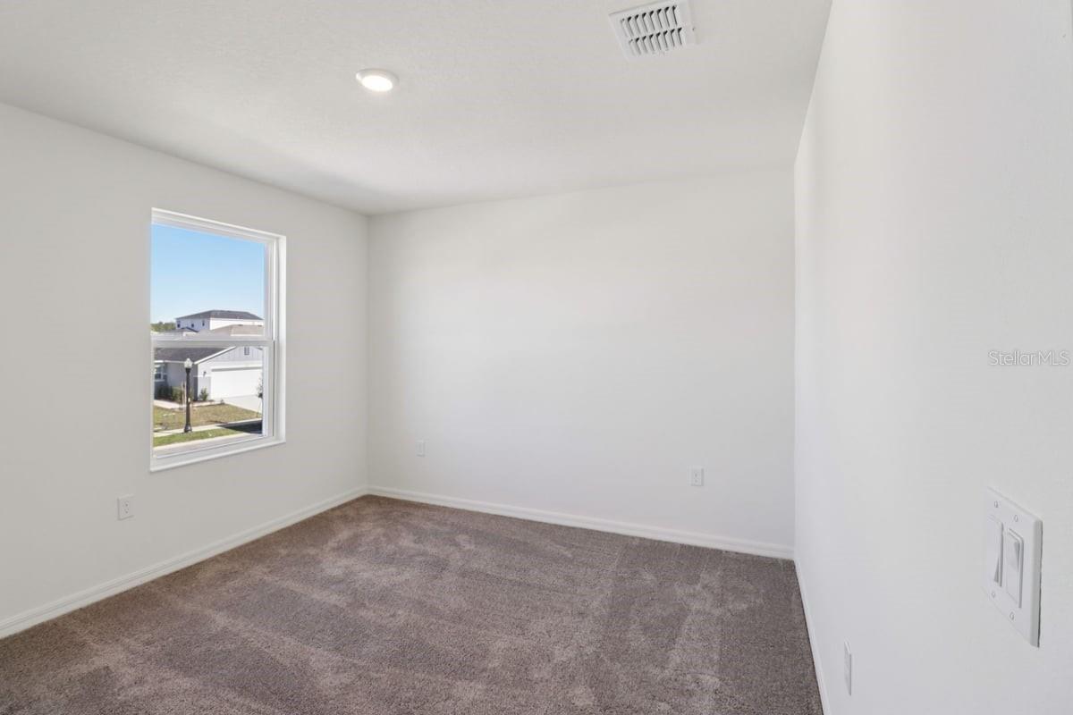 SILVER LAKE ESTATES PHASE 1 - Residential