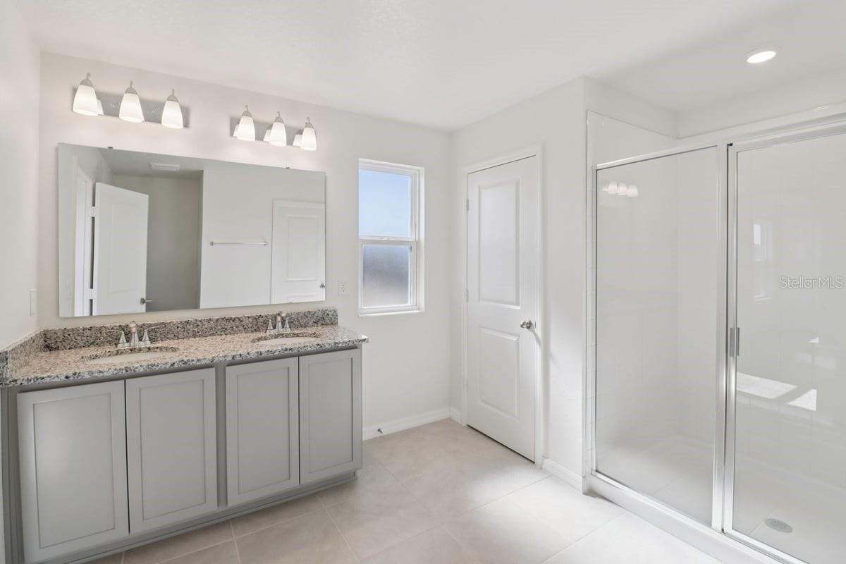 SILVER LAKE ESTATES PHASE 1 - Residential