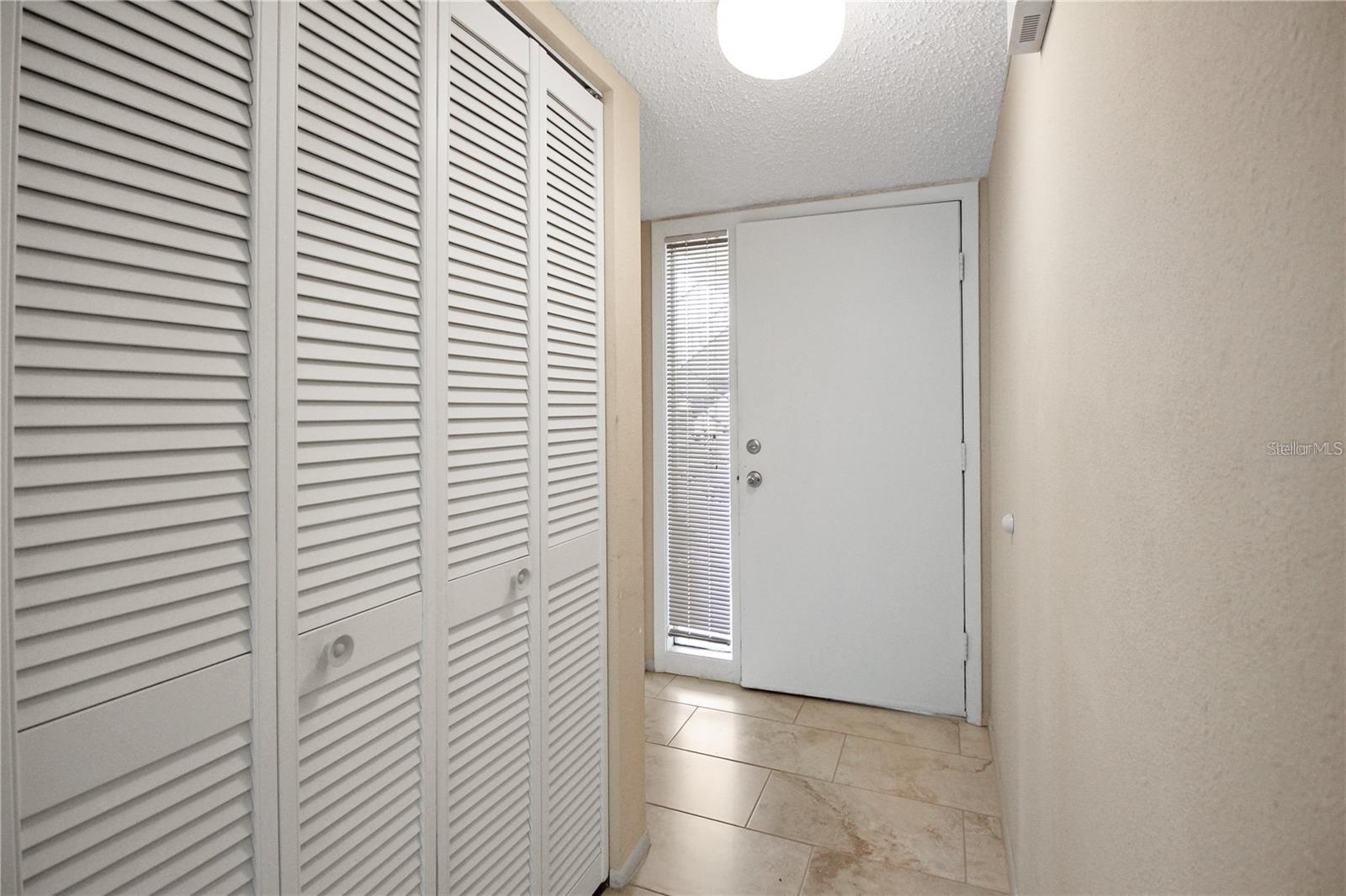EAST LAKE WOODLANDS WOODLAKE RUN - Residential Lease