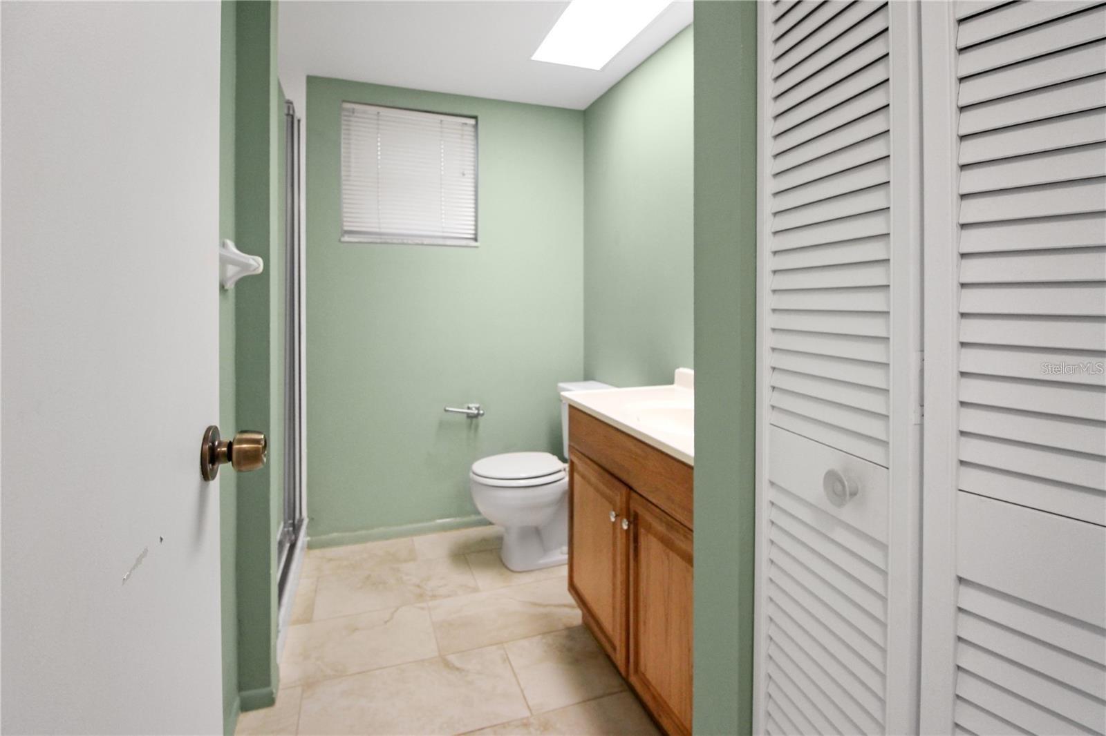 EAST LAKE WOODLANDS WOODLAKE RUN - Residential Lease