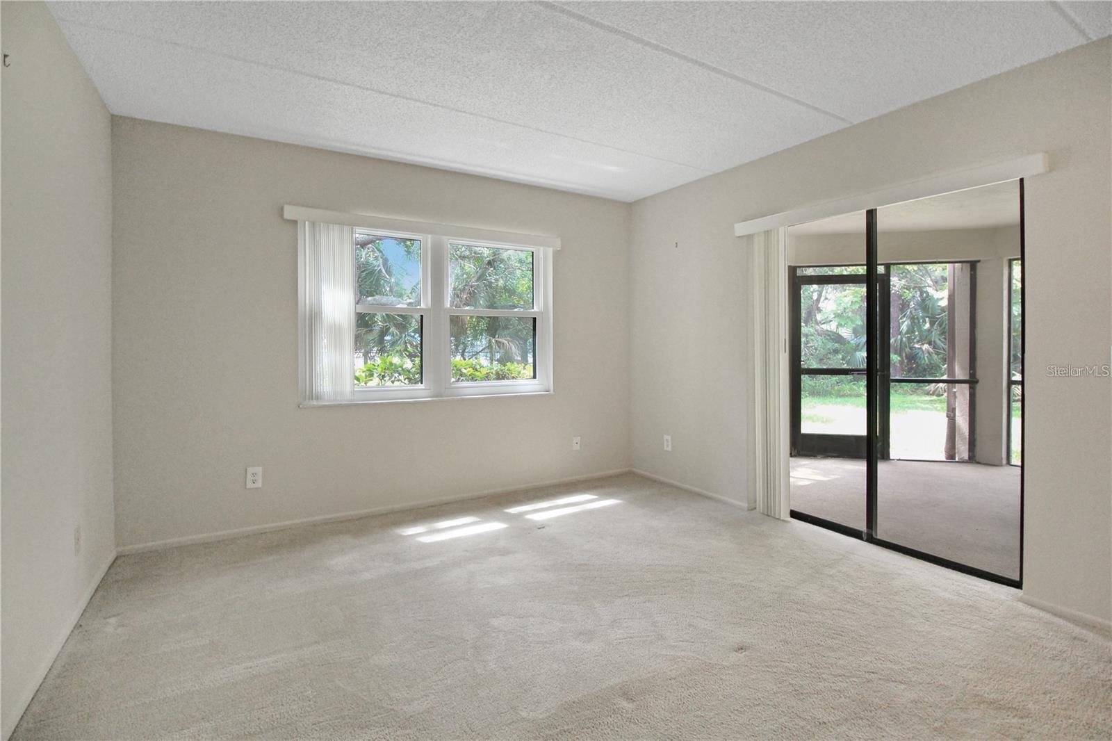 EAST LAKE WOODLANDS WOODLAKE RUN - Residential Lease