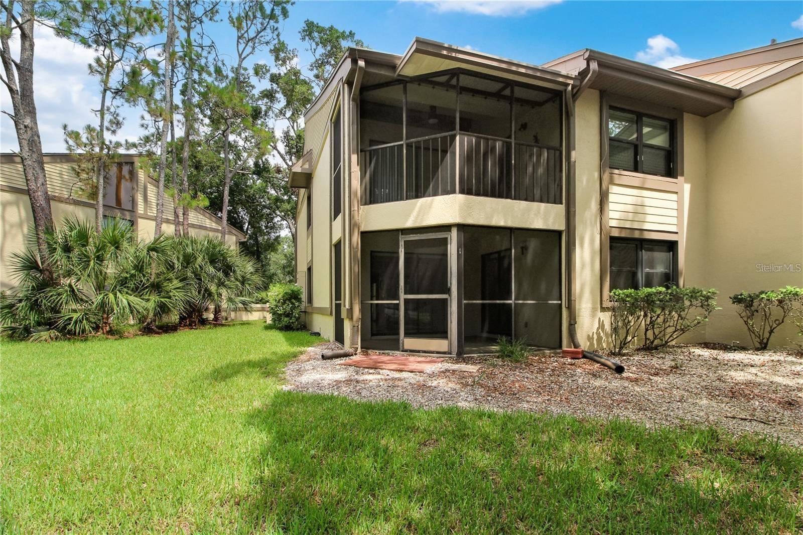 EAST LAKE WOODLANDS WOODLAKE RUN - Residential Lease