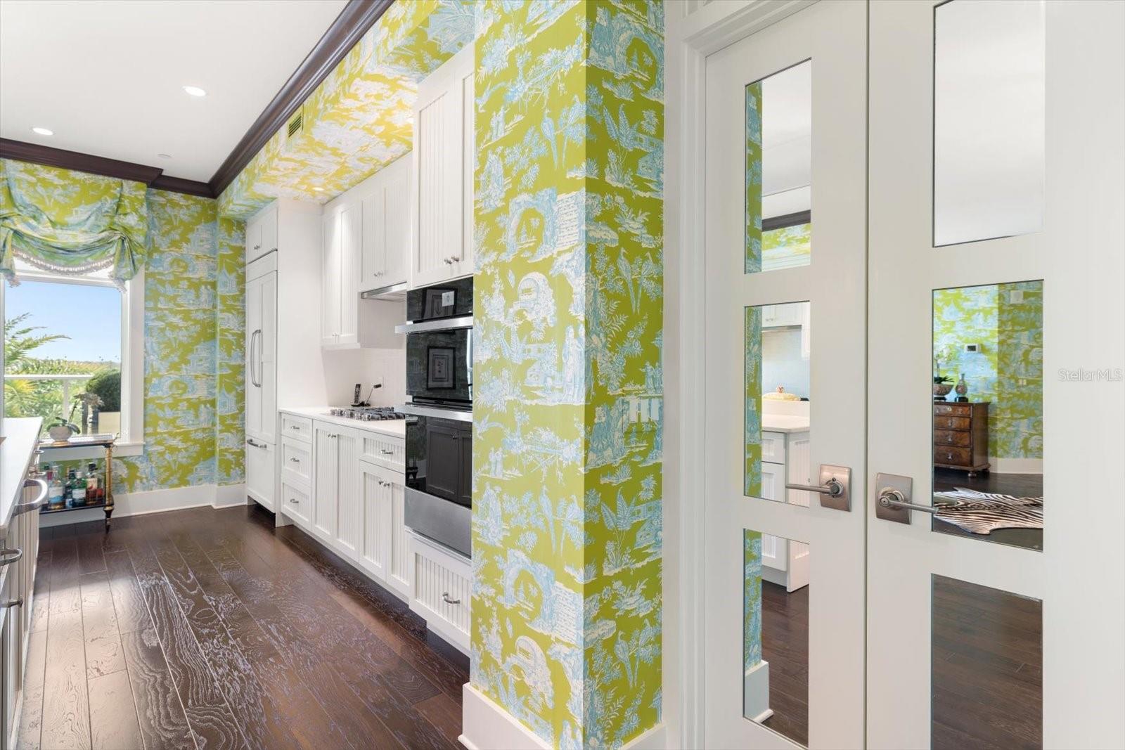 RESIDENCES AT BELLEVIEW PLACE CONDO - Residential