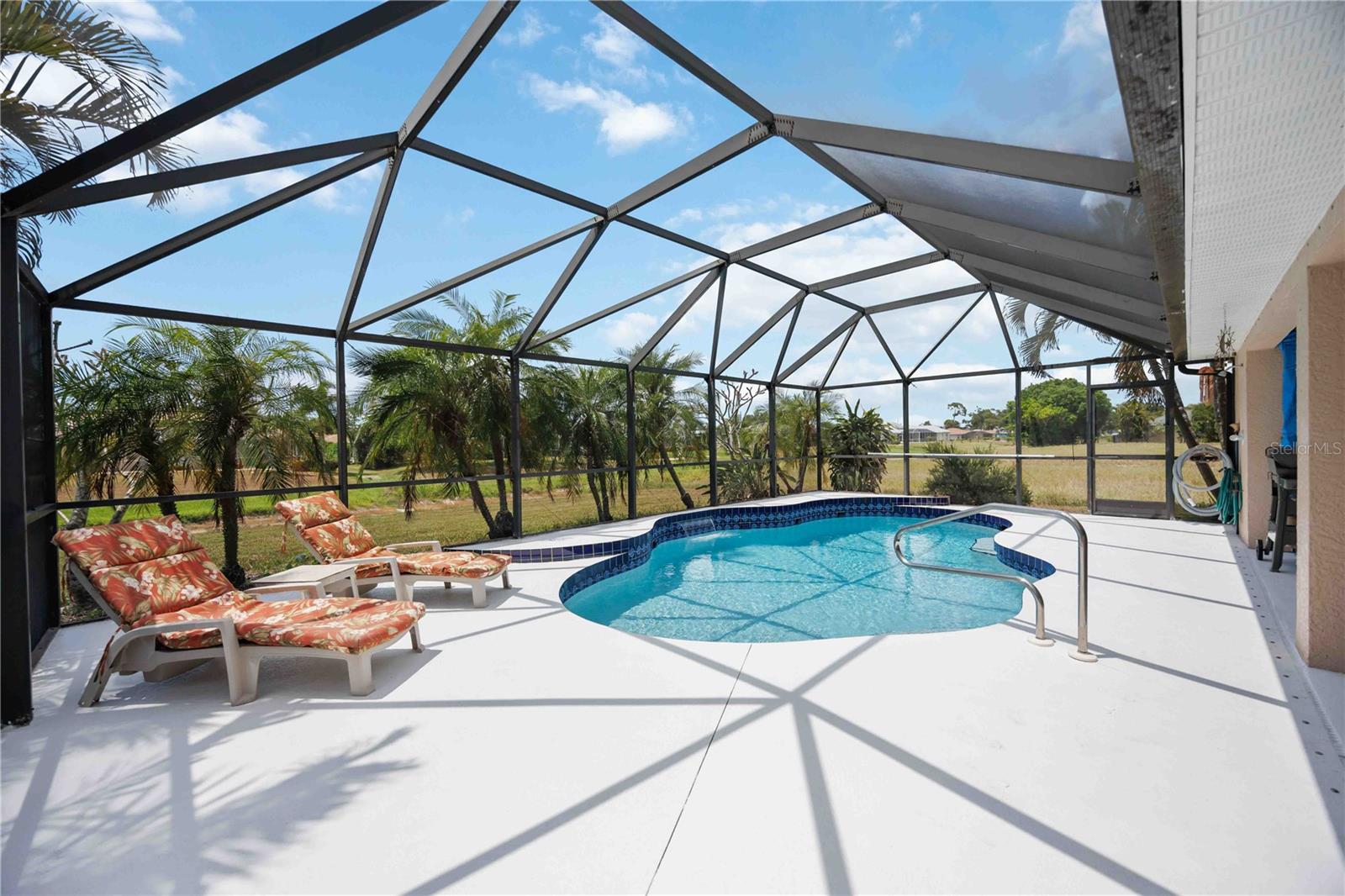 ROTONDA WEST BROADMOOR - Residential