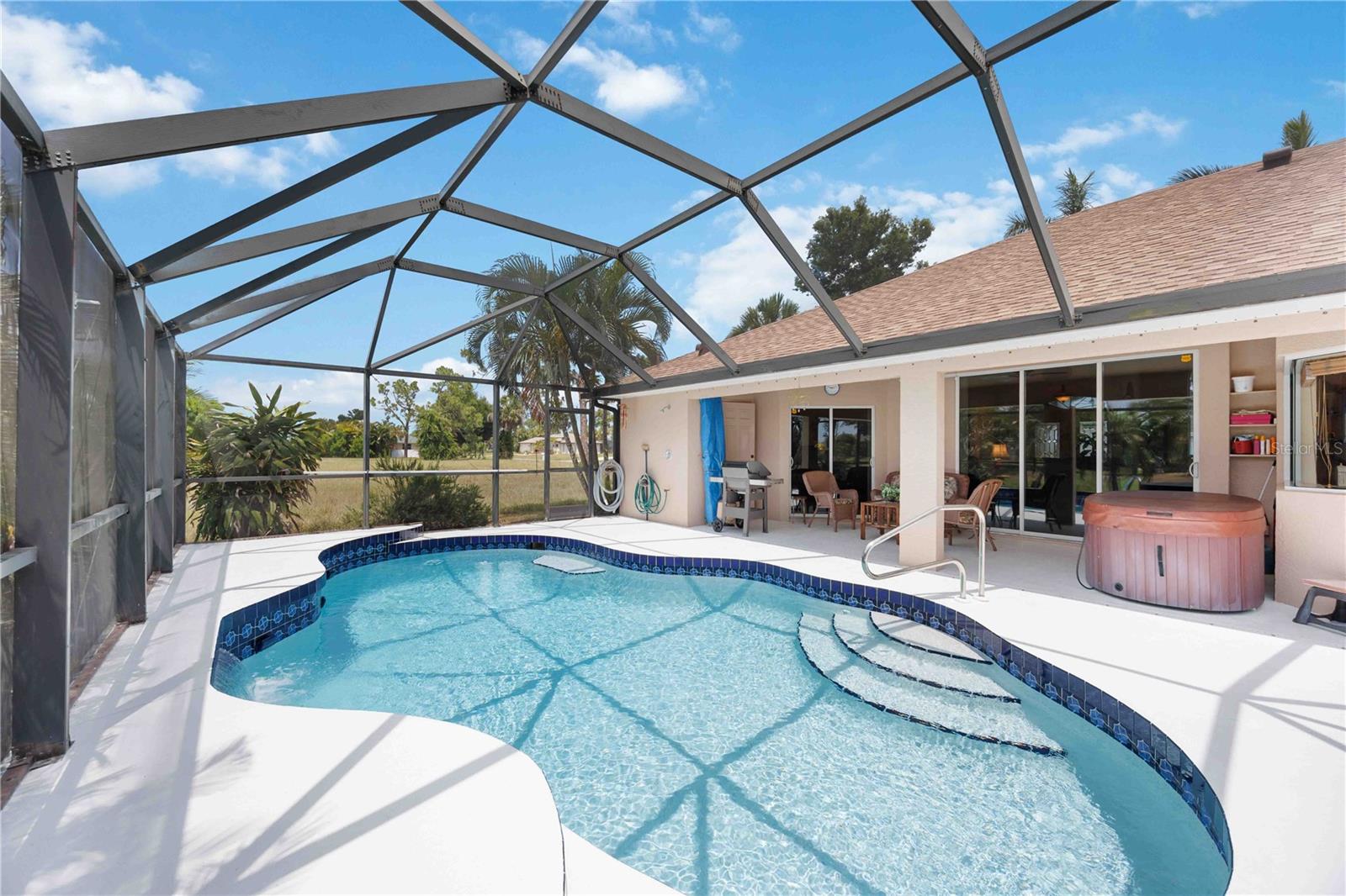 ROTONDA WEST BROADMOOR - Residential