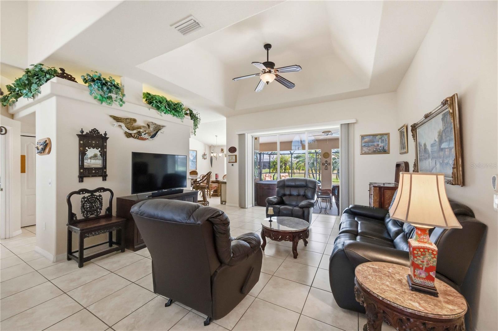 ROTONDA WEST BROADMOOR - Residential