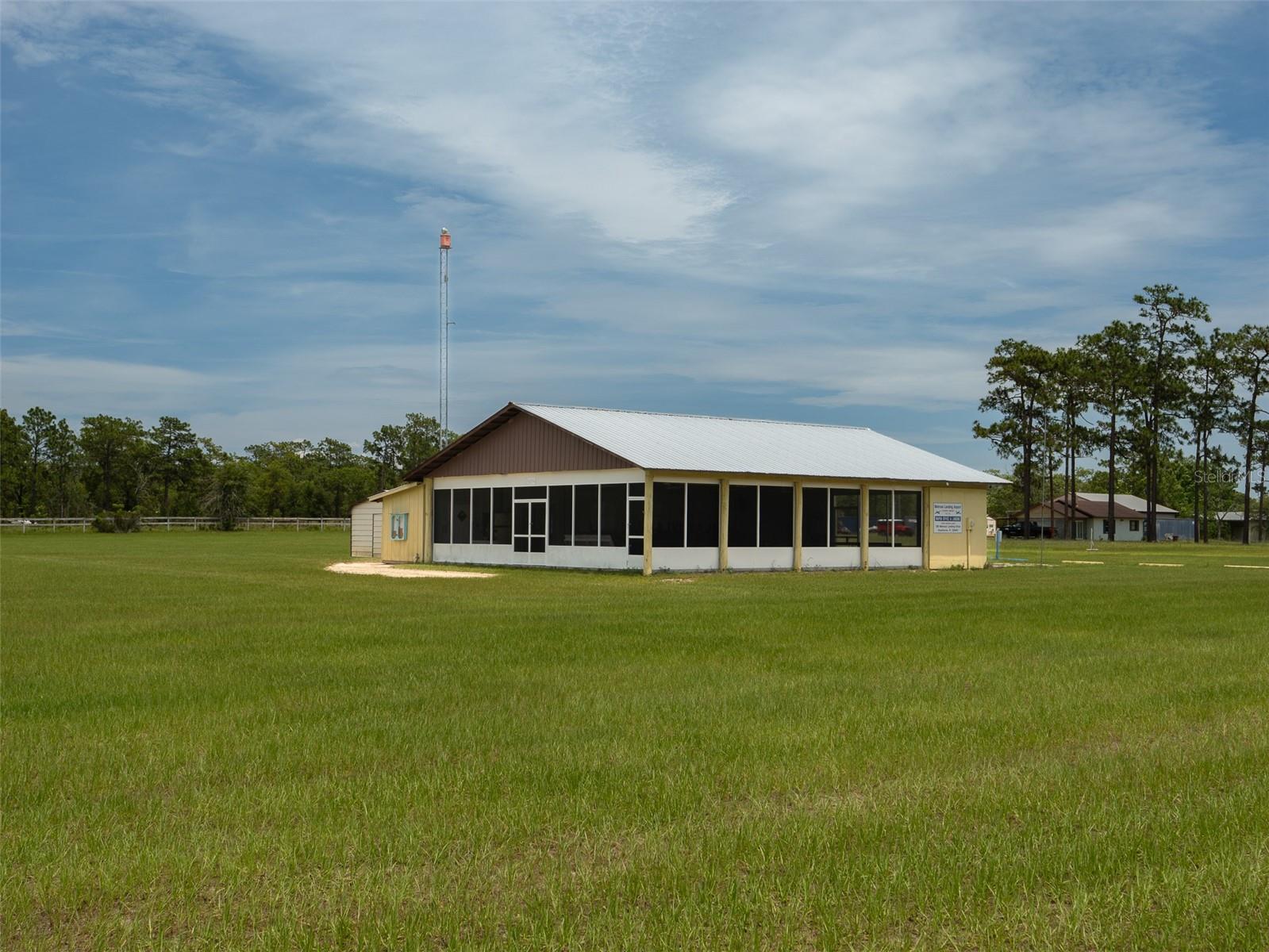 MELROSE LANDING - Residential