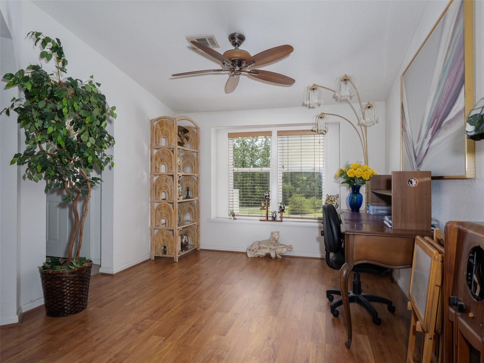 MELROSE LANDING - Residential