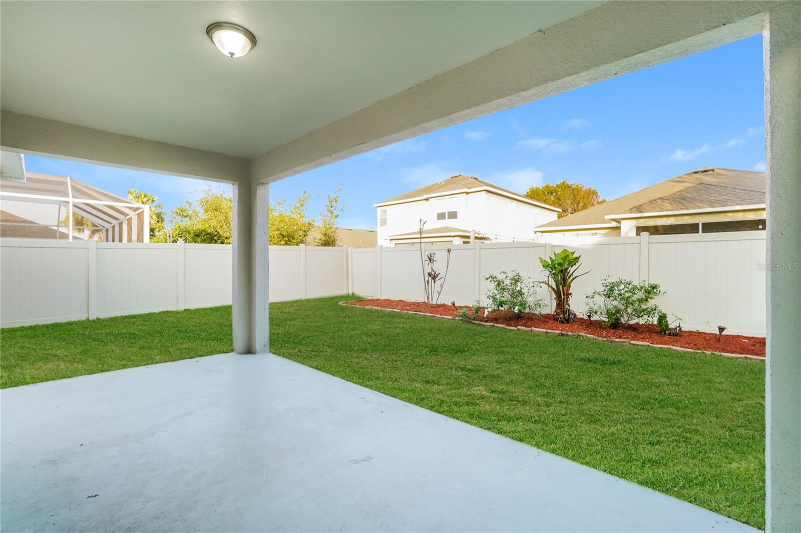 BALLANTRAE VILLAGE 06 - Residential