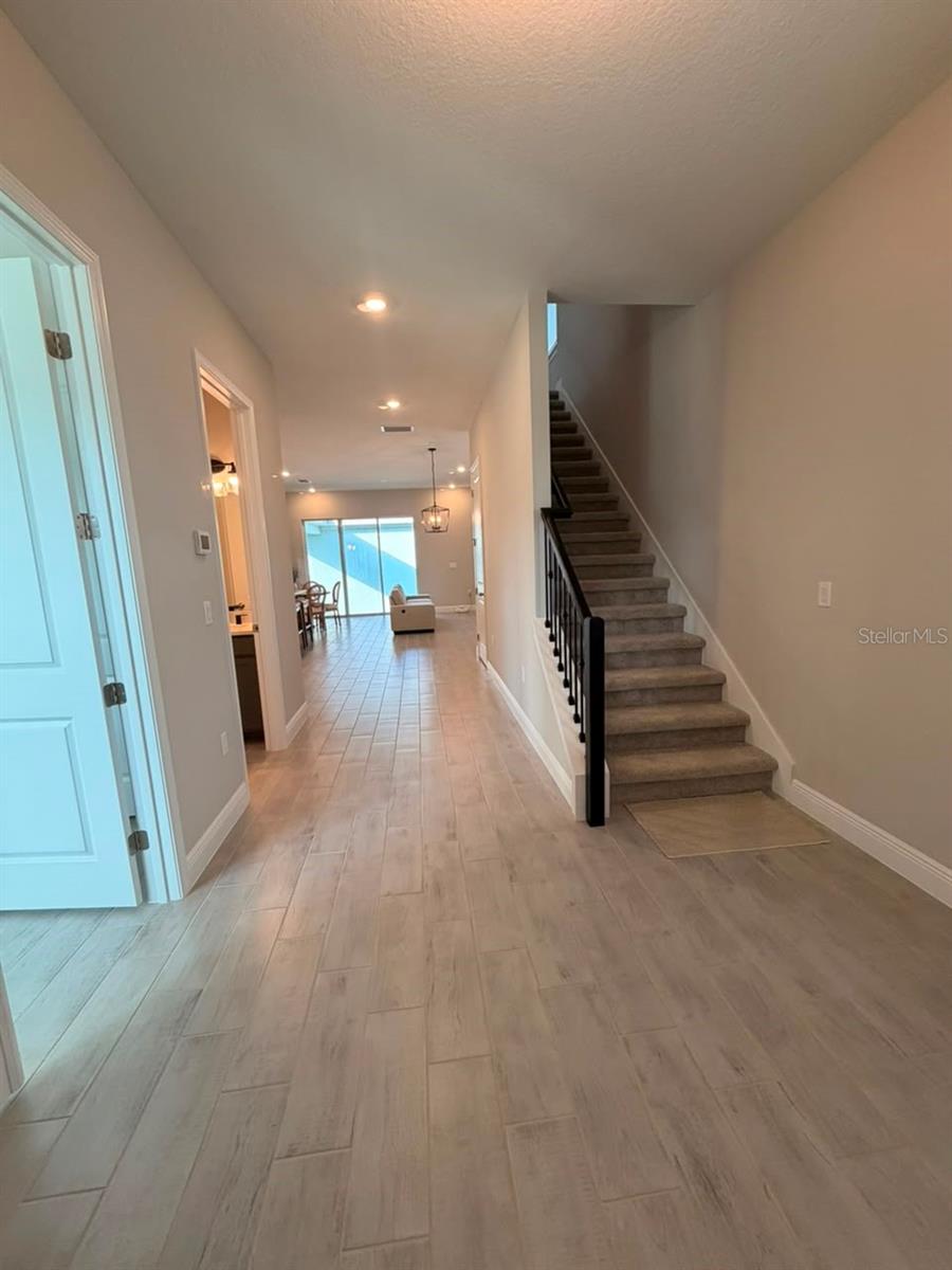 HAMLIN POINTE - Residential