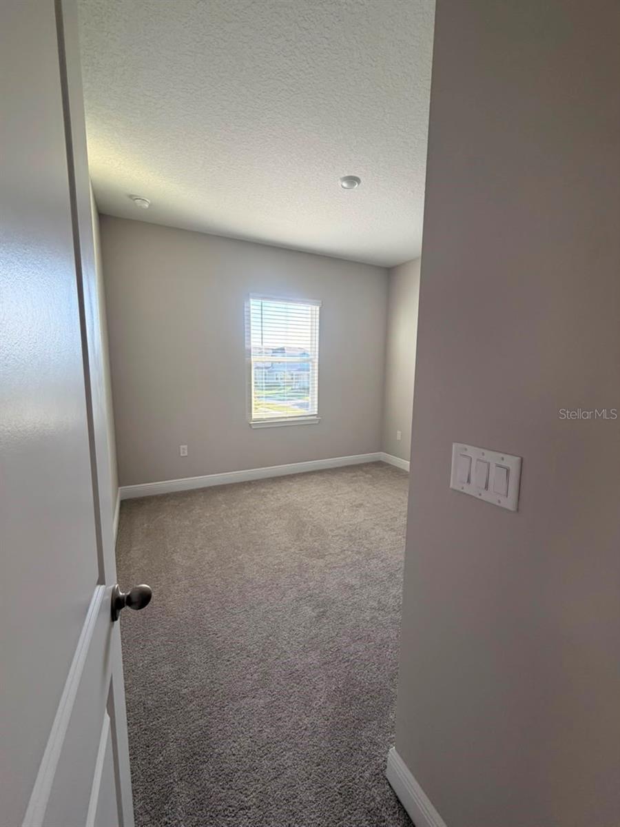 HAMLIN POINTE - Residential