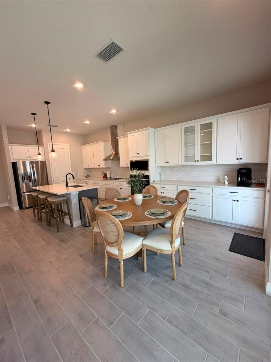 HAMLIN POINTE - Residential