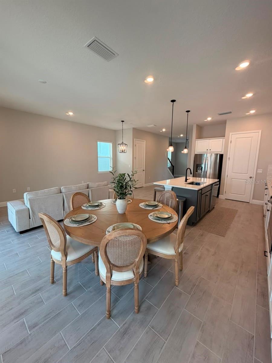 HAMLIN POINTE - Residential