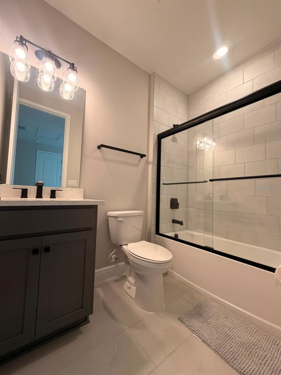 HAMLIN POINTE - Residential