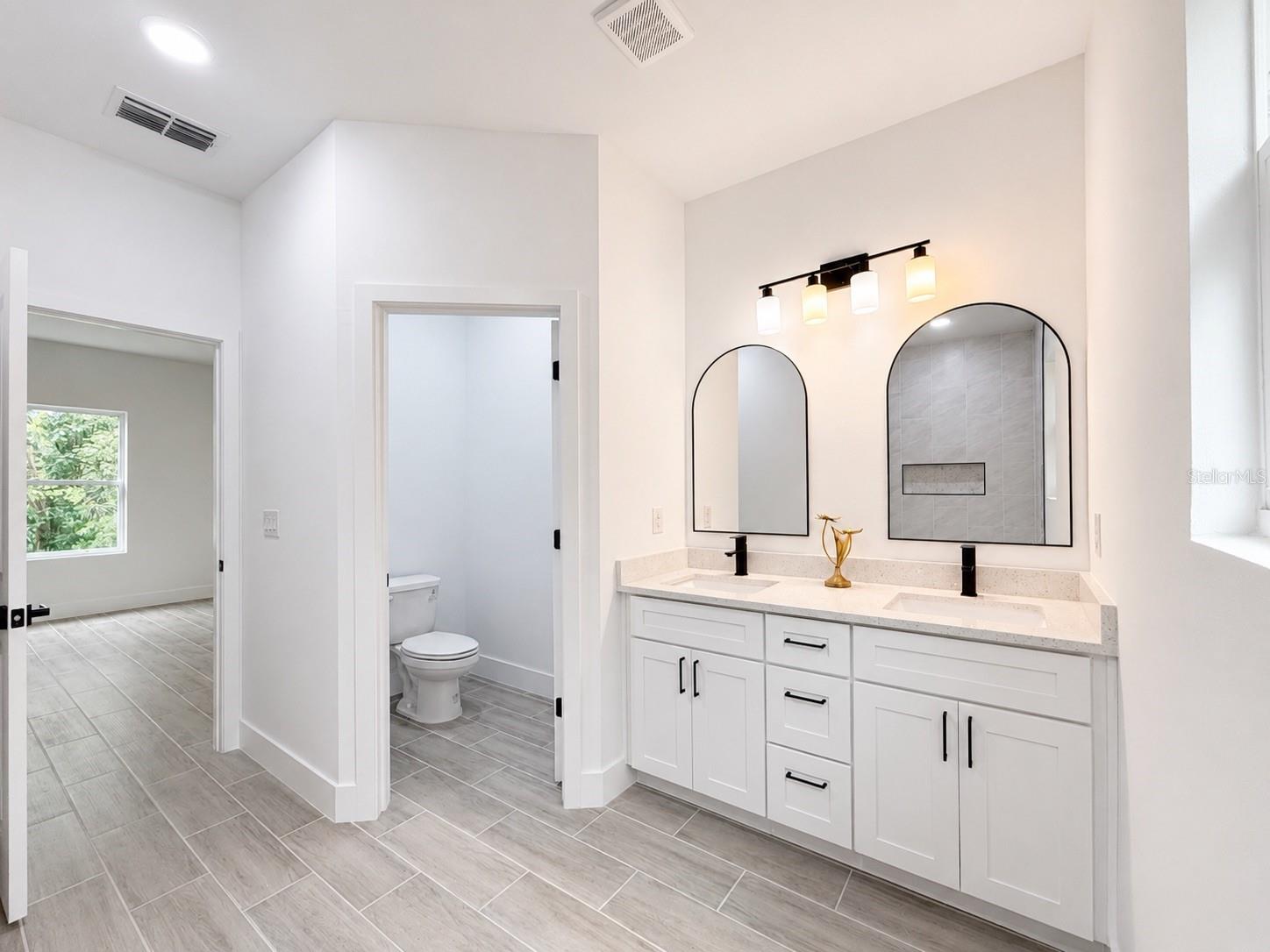 ORANGE CITY DELAND FARMS - Residential