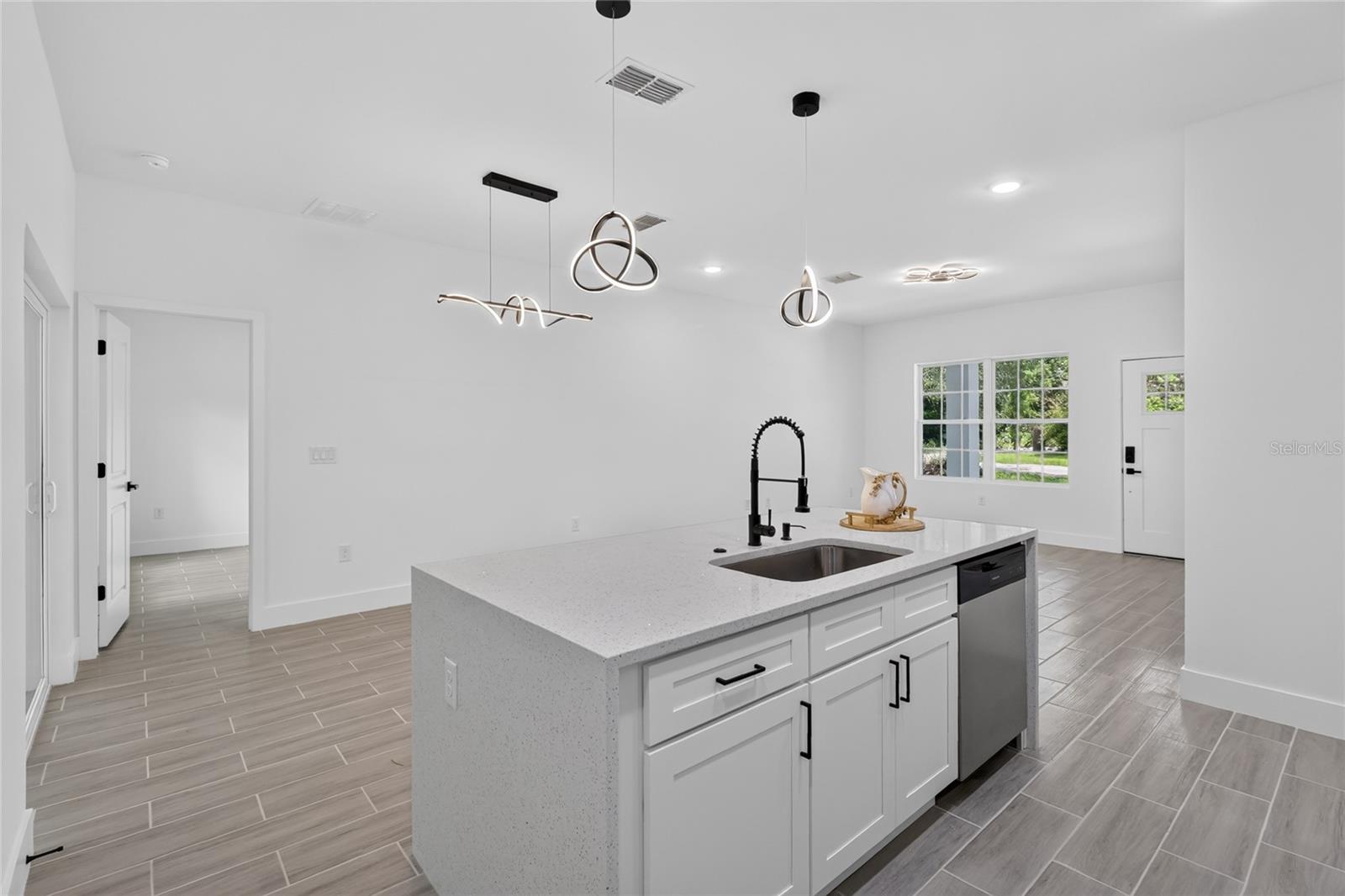ORANGE CITY DELAND FARMS - Residential