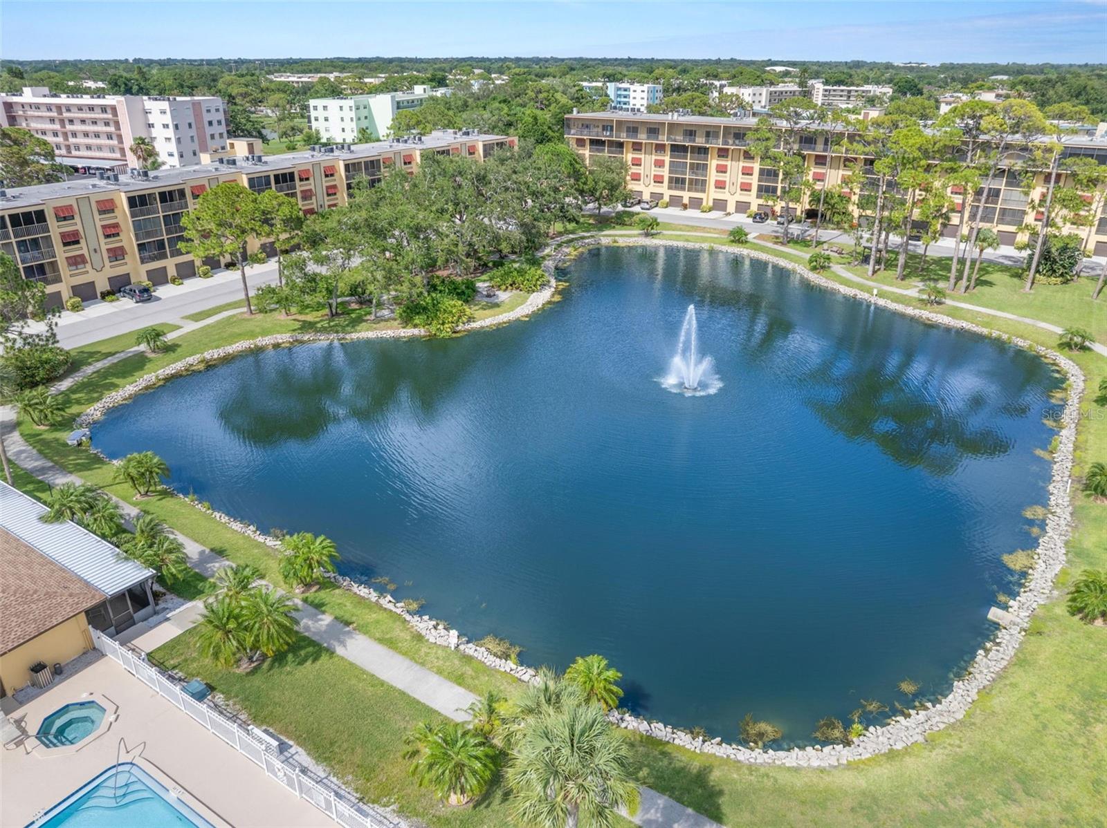 6000 PARK PLACE CONDO - Residential