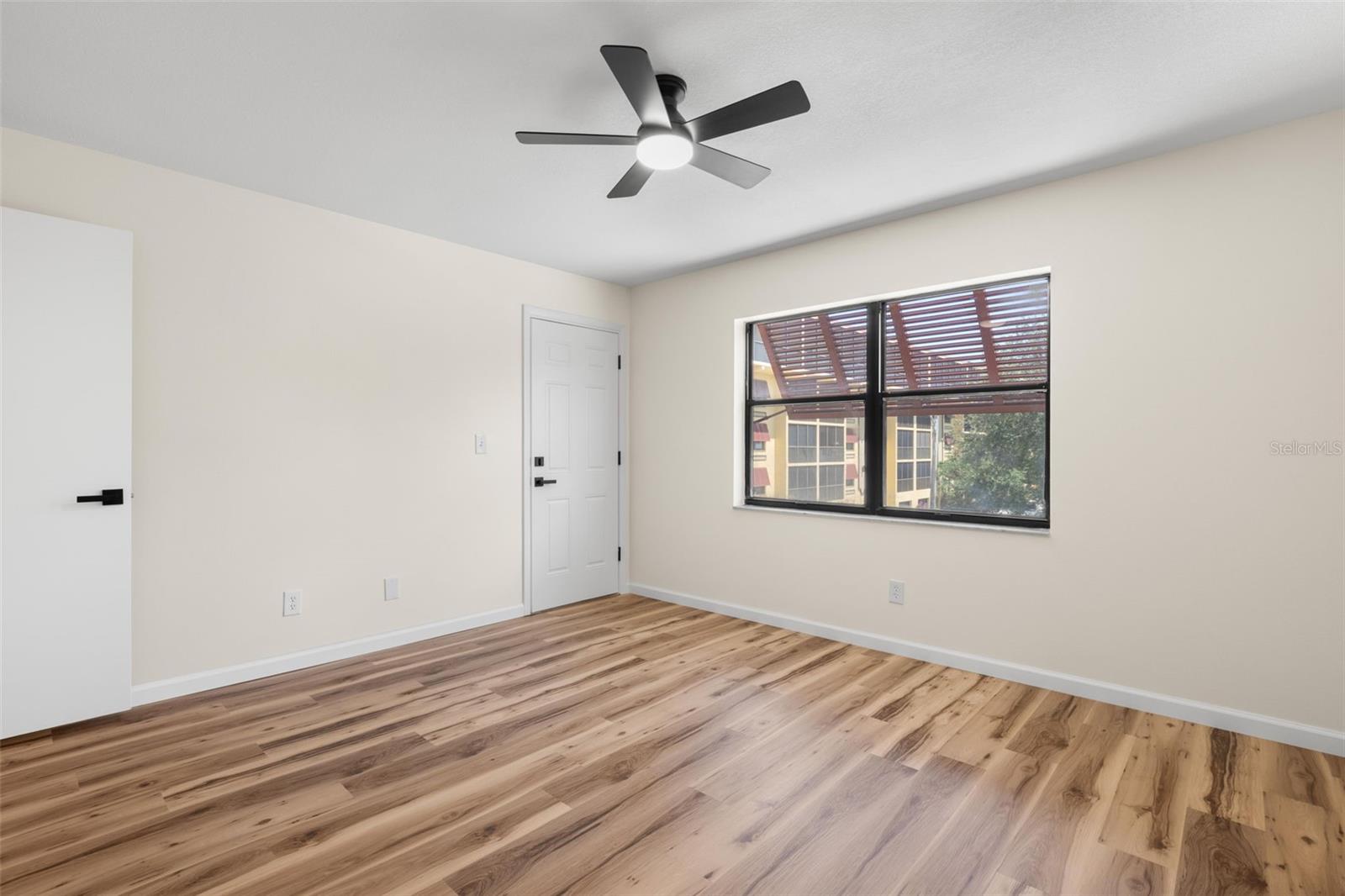 6000 PARK PLACE CONDO - Residential
