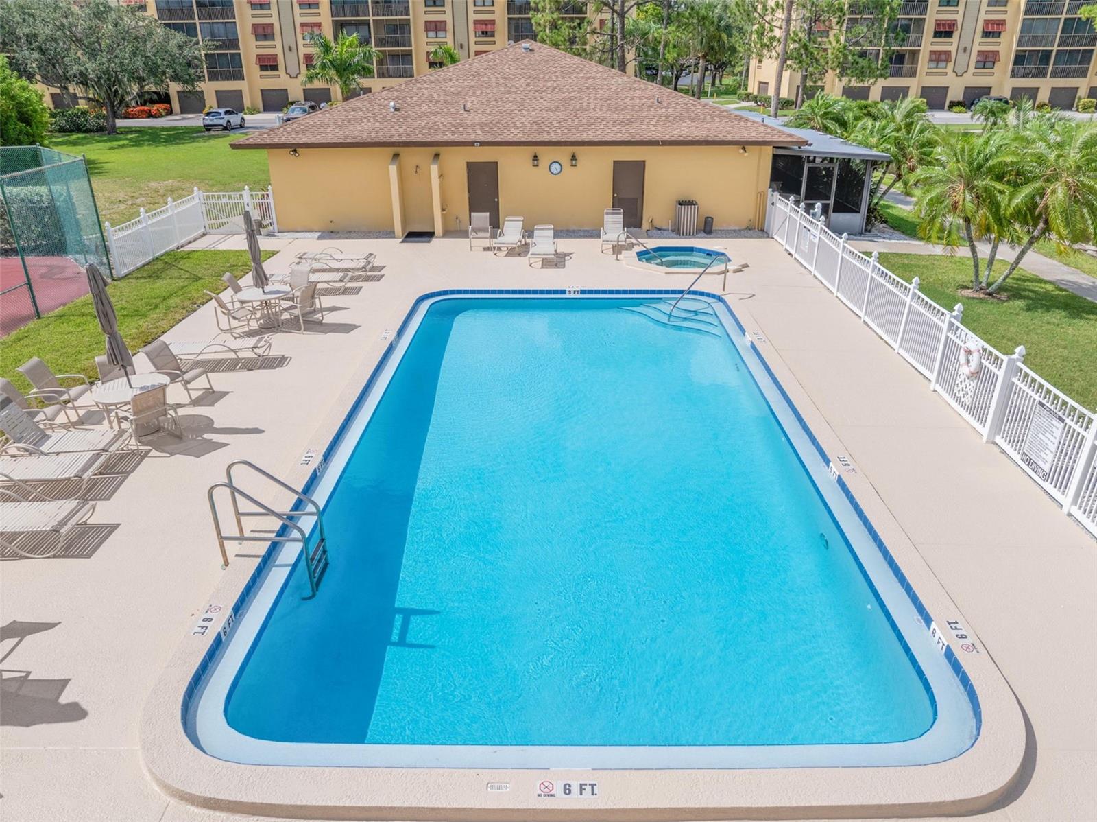 6000 PARK PLACE CONDO - Residential